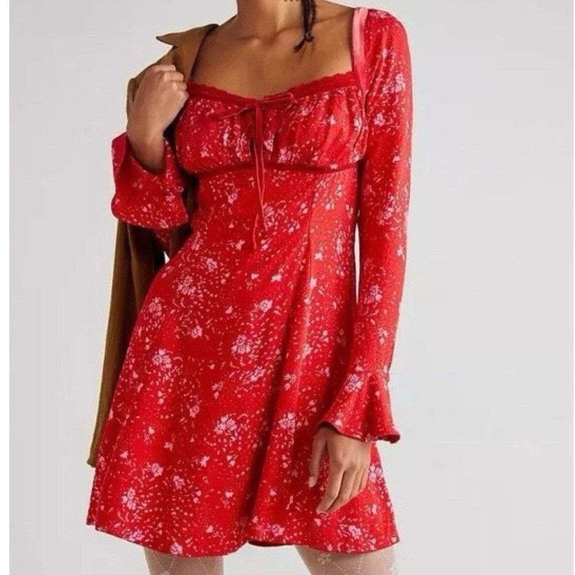 Free People Free People Tess Mini Dress Small Boho Milkmaid Floral Girly Size S / US 4 / IT 40 - 1 Thumbnail