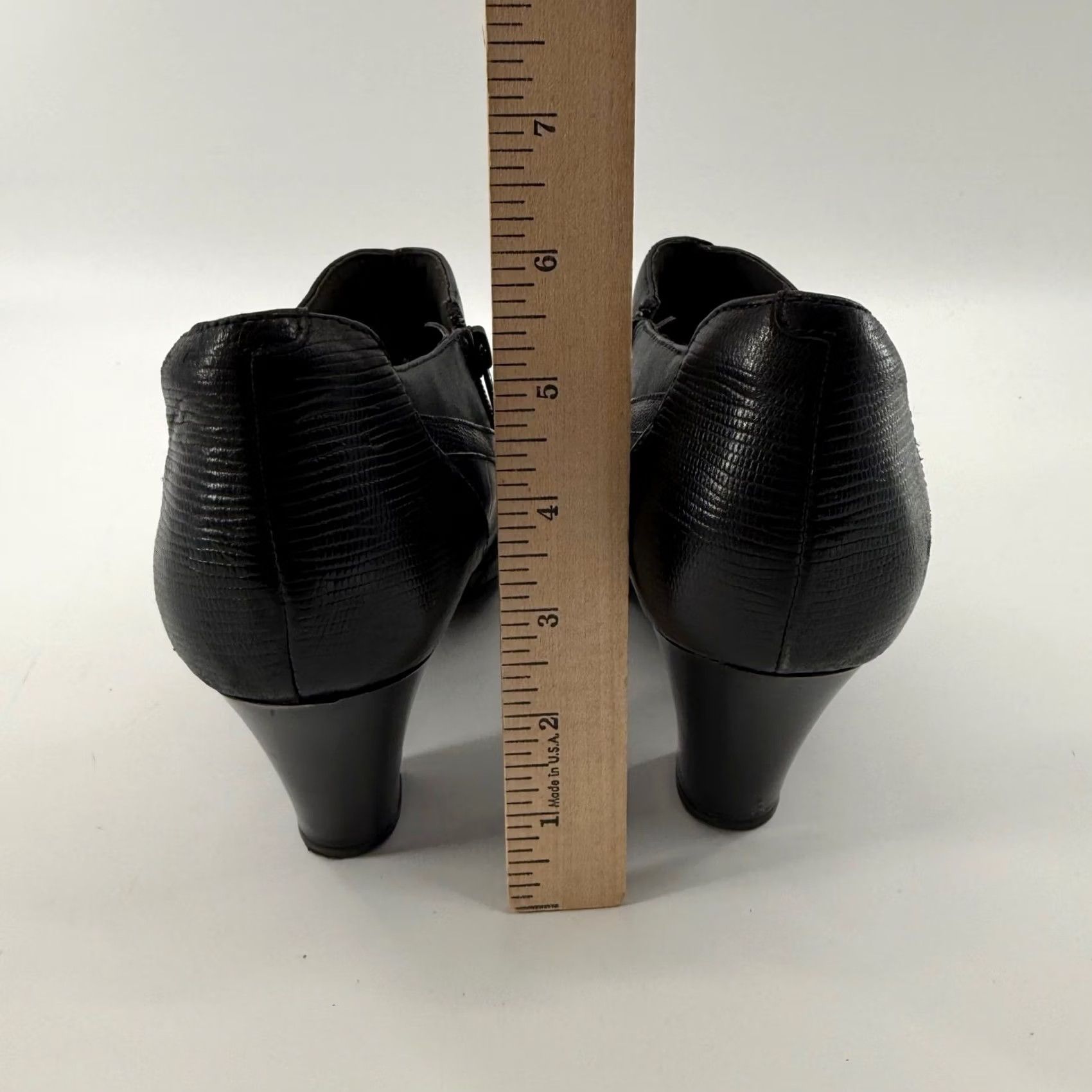 Clarks Clarks Bendables Black Leather Ankle Booties Zip 9W Boots Womens Fall Winter Workwear Casual Size US 9 / IT 39 - 6 Thumbnail