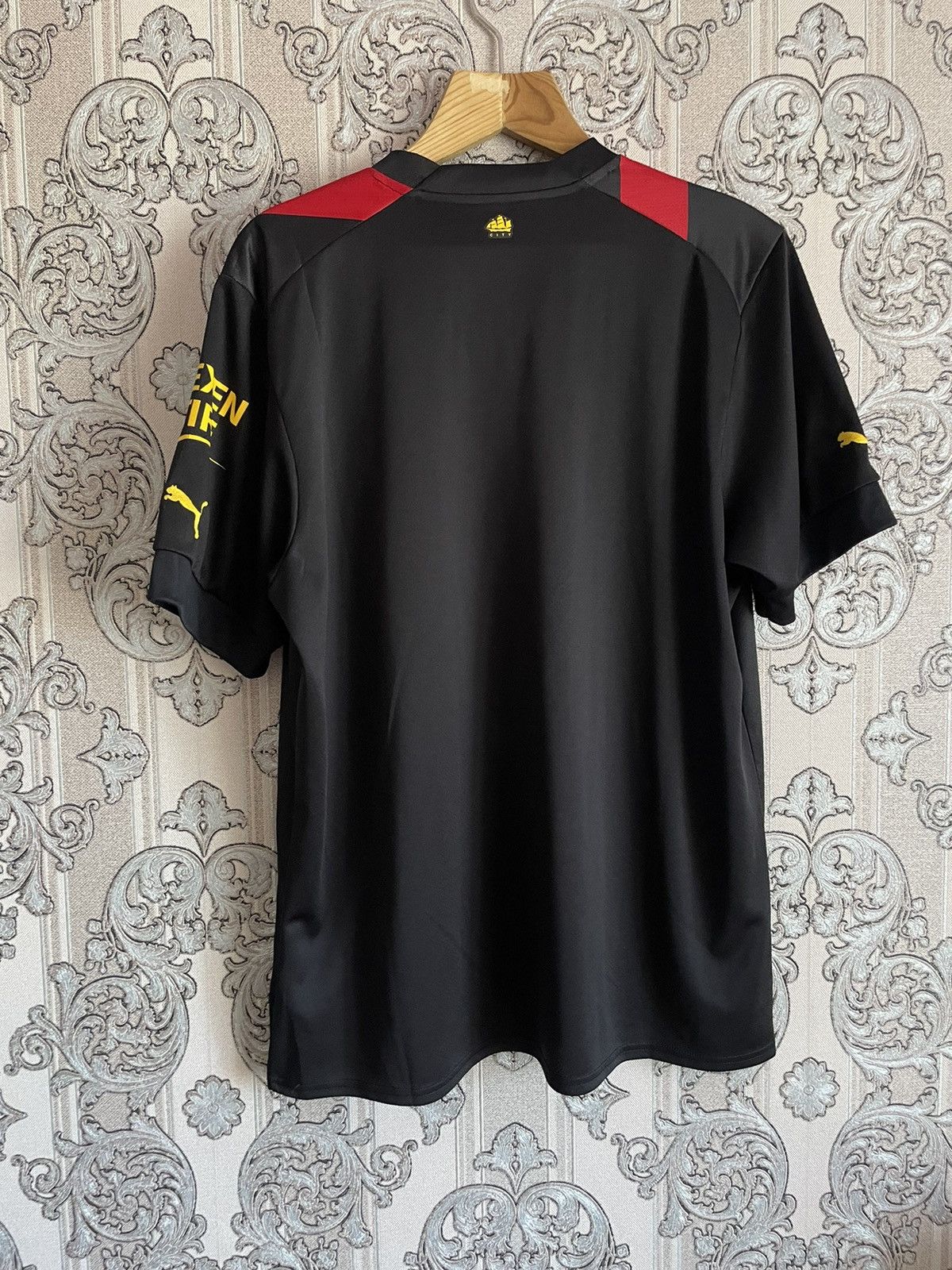 Puma Manchester City 2022 2023 Away Football Jersey Soccer Shirt Size US XL / EU 56 / 4 - 5 Thumbnail