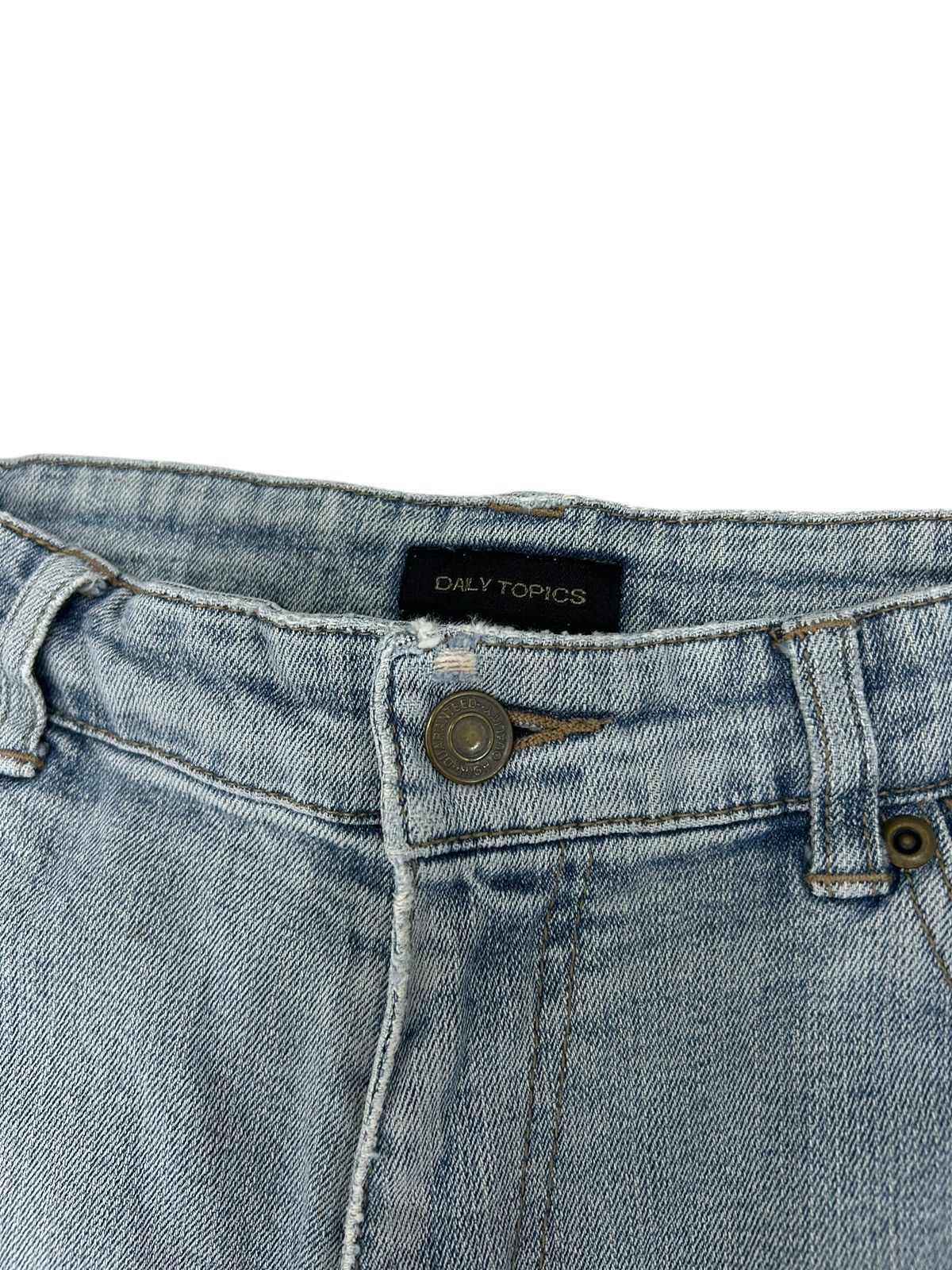 20471120 × Japanese Brand Daily Topic Japan Light Blue Jean Distressed Grunge Style Size US 28 / EU 44 - 7 Thumbnail