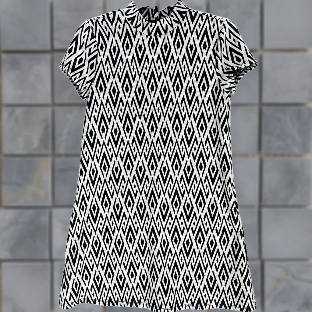 almost famous black and white dress Almost Famous Womens Size M Short Sleeve Mock Neck Back Keyhole Office Dress Size:X-Small (6-8) shaped overlay that creates color_gold Black Blue Dress Or