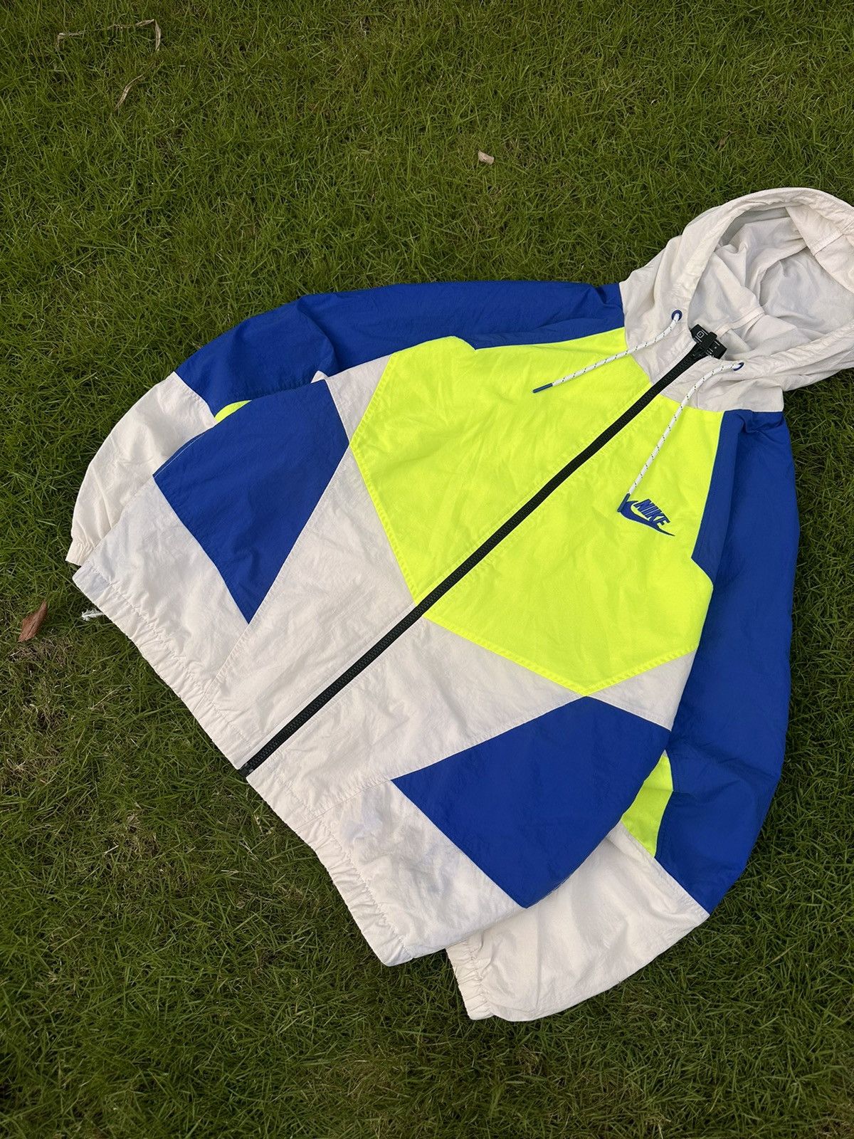 Nike × Vintage NIKE VINTAGE BASIC LOGO STREETWEAR LIGHT JACKET Size US L / EU 52-54 / 3 - 3 Thumbnail