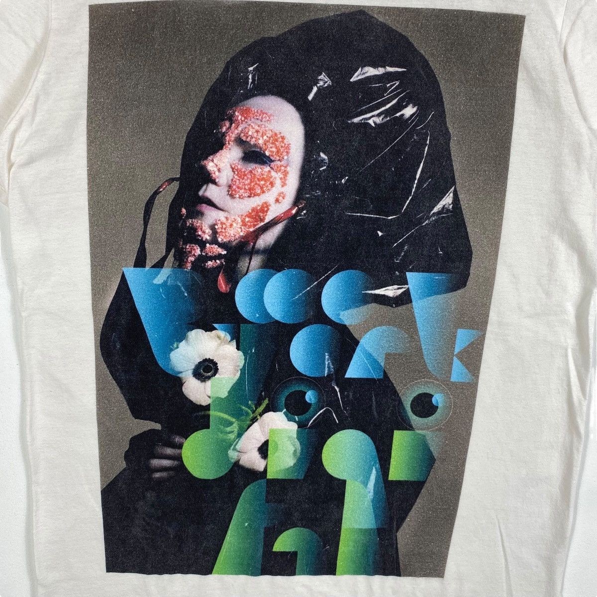 Band Tees BJORK Digital Icelandic Musician Exhibit Tee Shirt Size US S / EU 44-46 / 1 - 2 Thumbnail