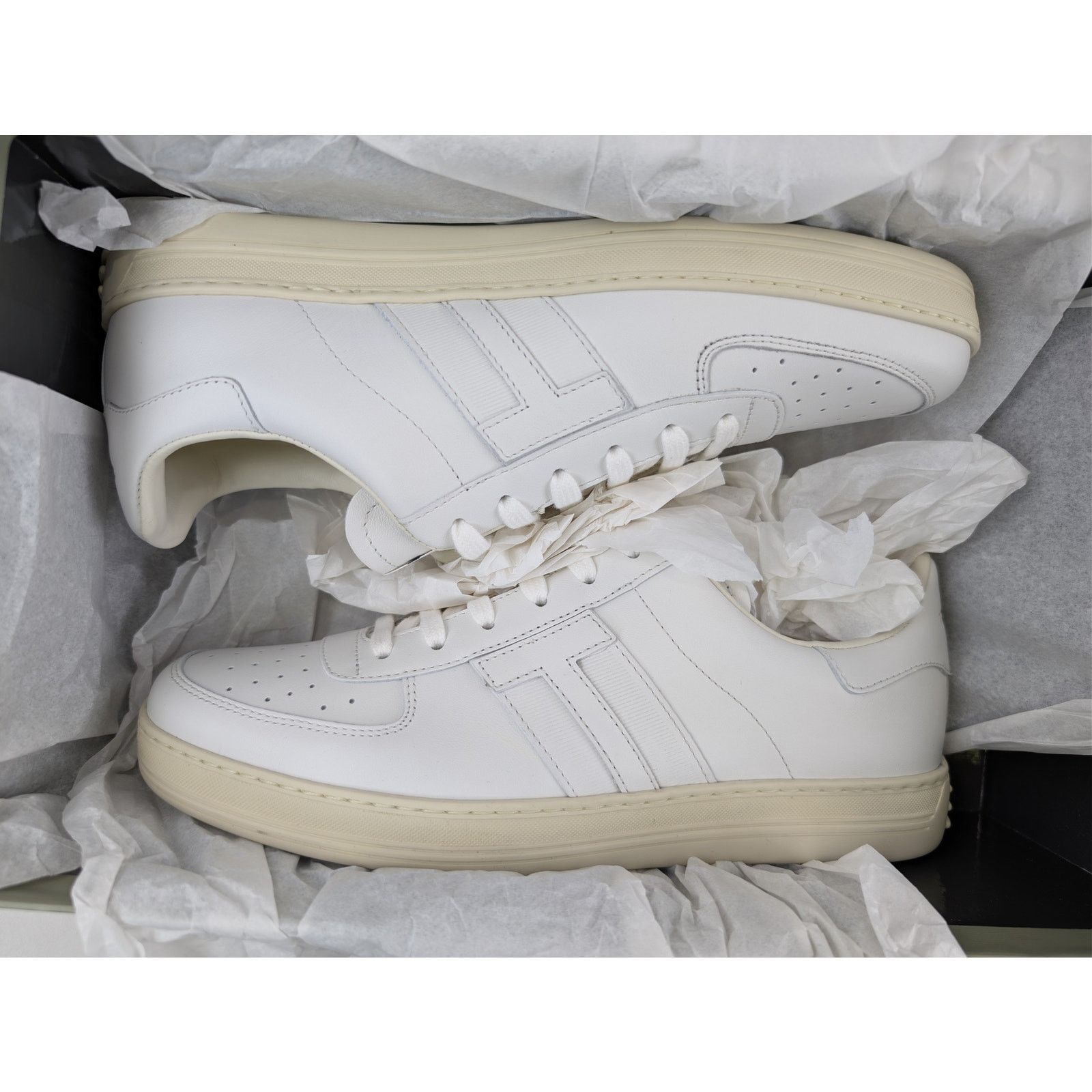 Tom Ford o1rshd1 Classic Radcliffe leather low-top sneaker in white Size US 8.5 / EU 41-42 - 21 Thumbnail