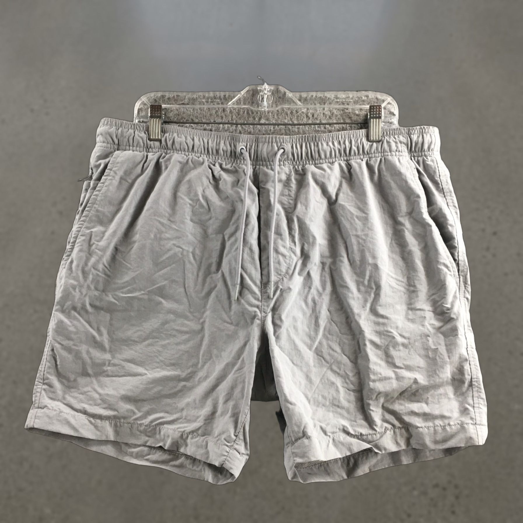 American Eagle Outfitters American Eagle Outfitters Swim Short Mens L Gray Nylon Mid Rise Drawstring Side Pocket Nylon Swim Short Mens L Gray Size US 33 - 1 Thumbnail