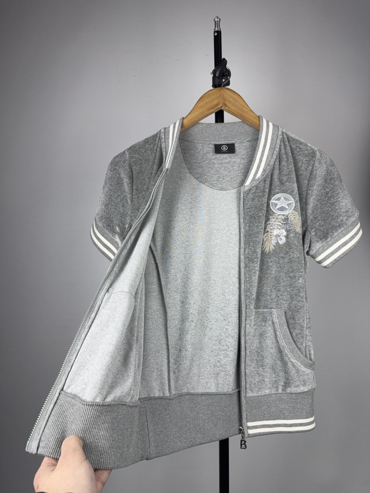 Bogner Luxury 00s Bogner Short Sleeve Zip Jacket Embroidered Logo Size S / US 4 / IT 40 - 9 Thumbnail