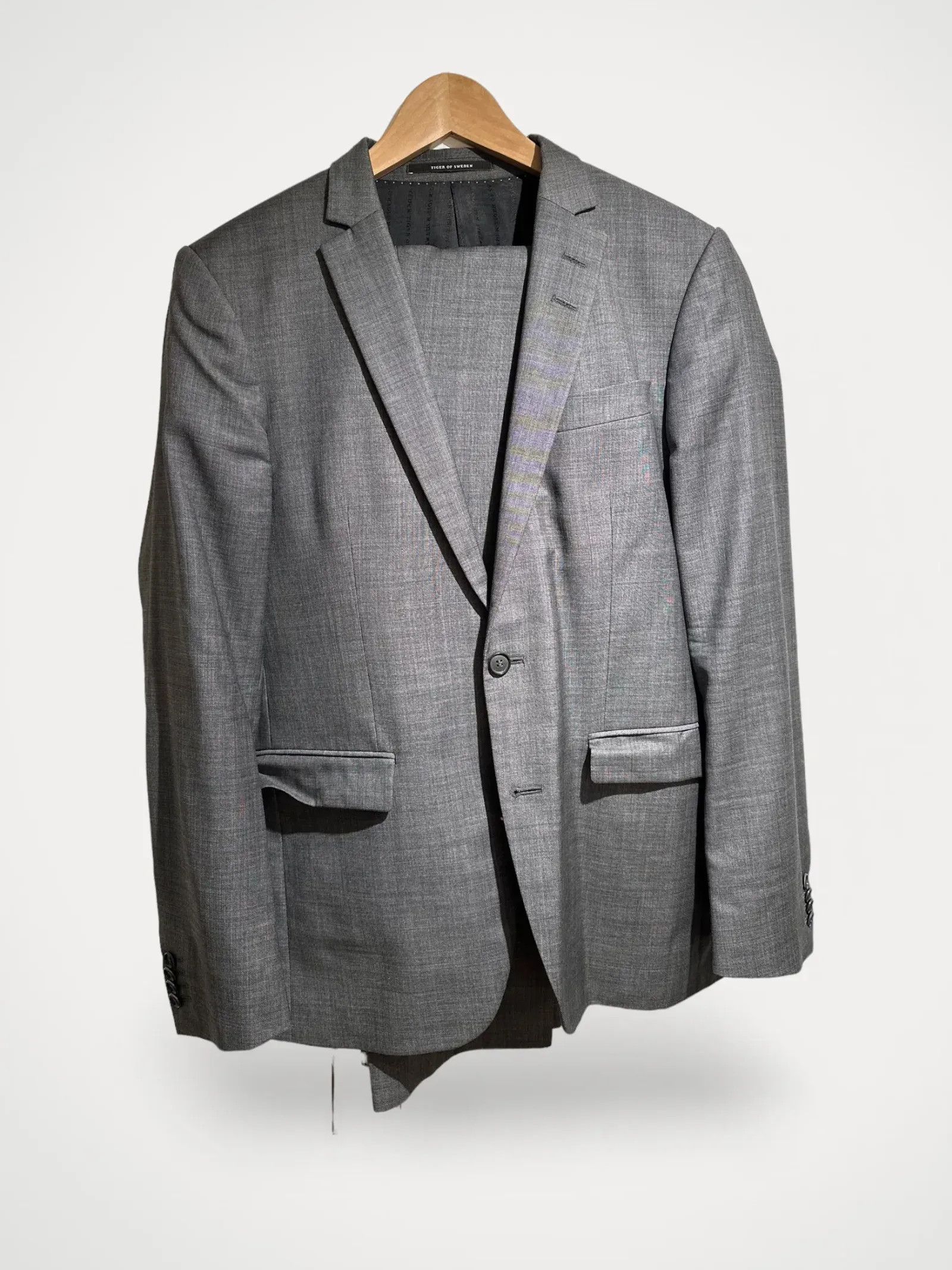 image of Tiger Of Sweden Suit in Grey, Men's (Size 48R)