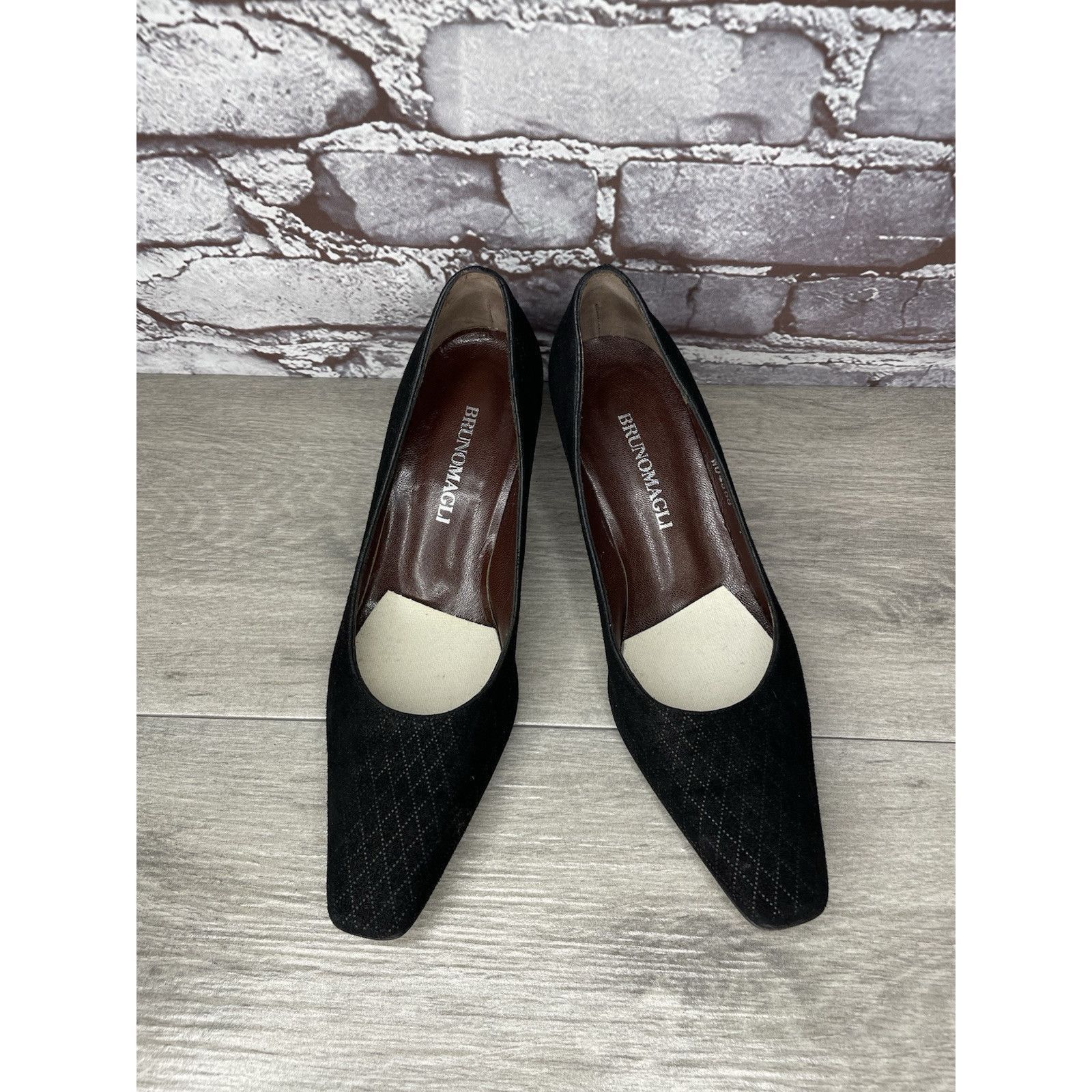 Bruno Magli Bruno Magli Vero Cuoio Black Suede Leather Diamond VTG Heels Size US 7 / IT 37 - 2 Thumbnail