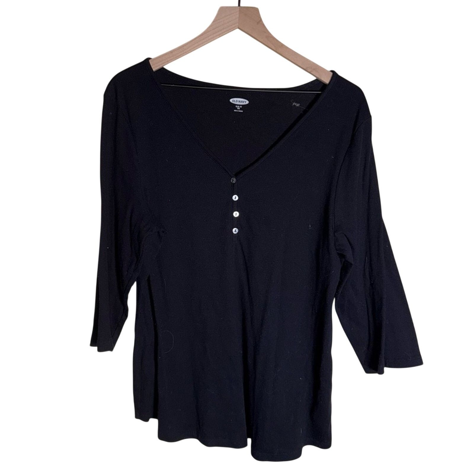Old Navy NWT OLD NAVY ribbed plus size Henley long sleeve shirt XXL Size XXL / US 16-18 / IT 52-54 - 1 Thumbnail