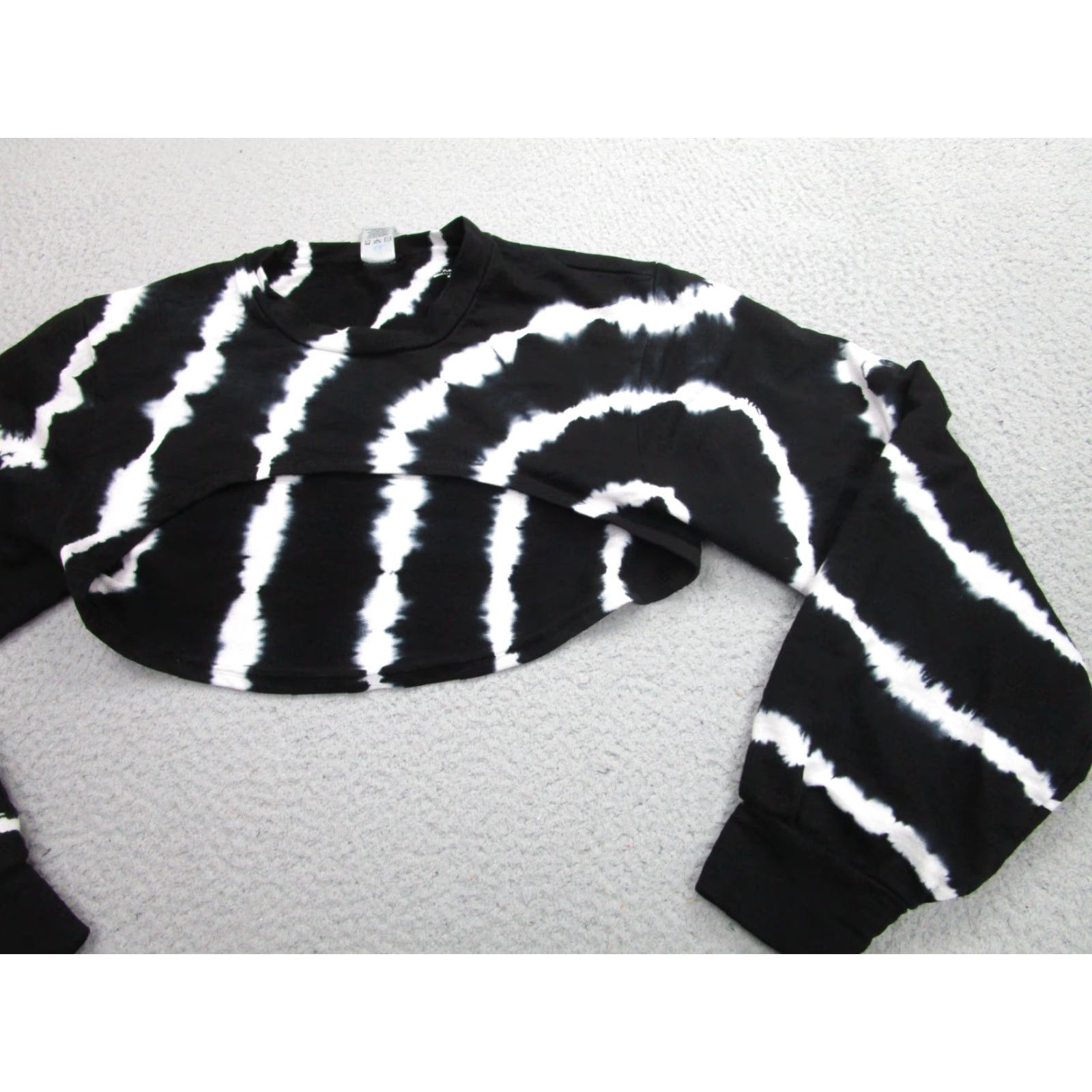 Vintage Year of Ours Sweatshirt Womens XS Black White Crop Terry Fleece Tie Dye Sweatshirt Size XS / US 0-2 / IT 36-38 - 2 Thumbnail