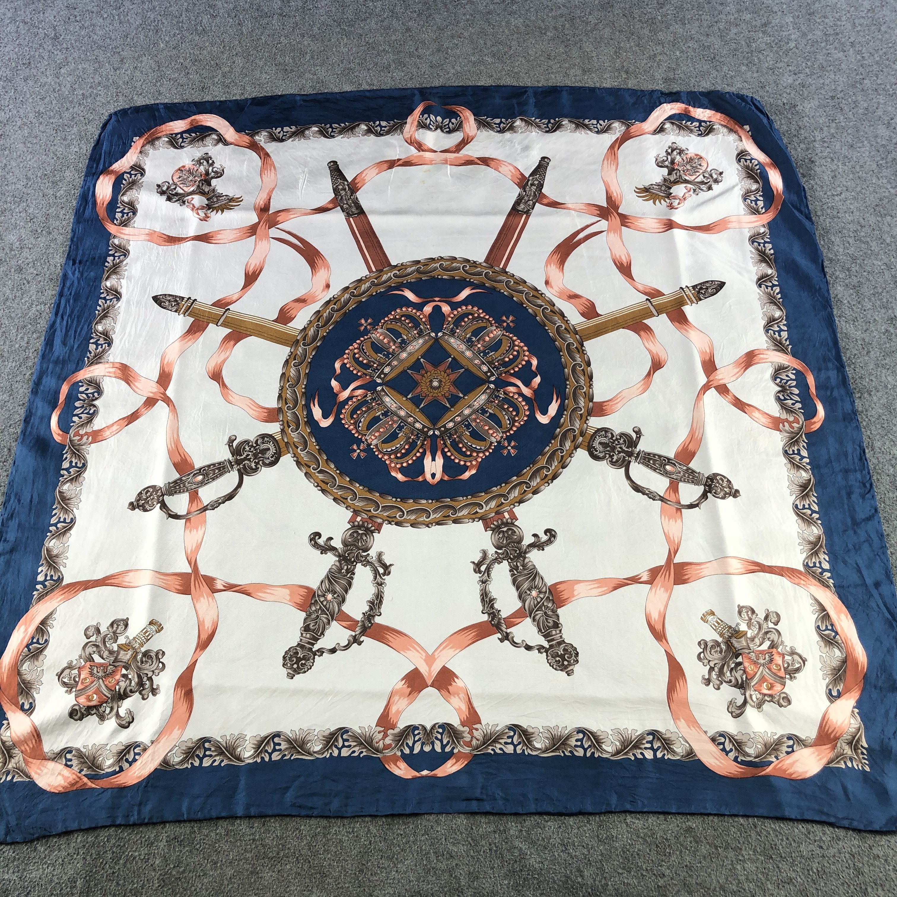 Vintage Vintage Luxury Baroque Hand Rolled Silk Scarf M1358 Size ONE SIZE - 2 Thumbnail
