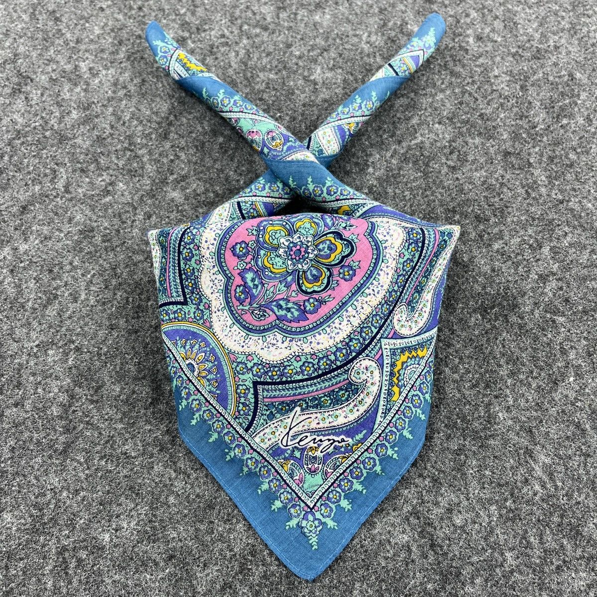 Kenzo Kenzo Handkerchief / Bandana / Neckerchief / Headscarf B310 Size ONE SIZE - 3 Thumbnail