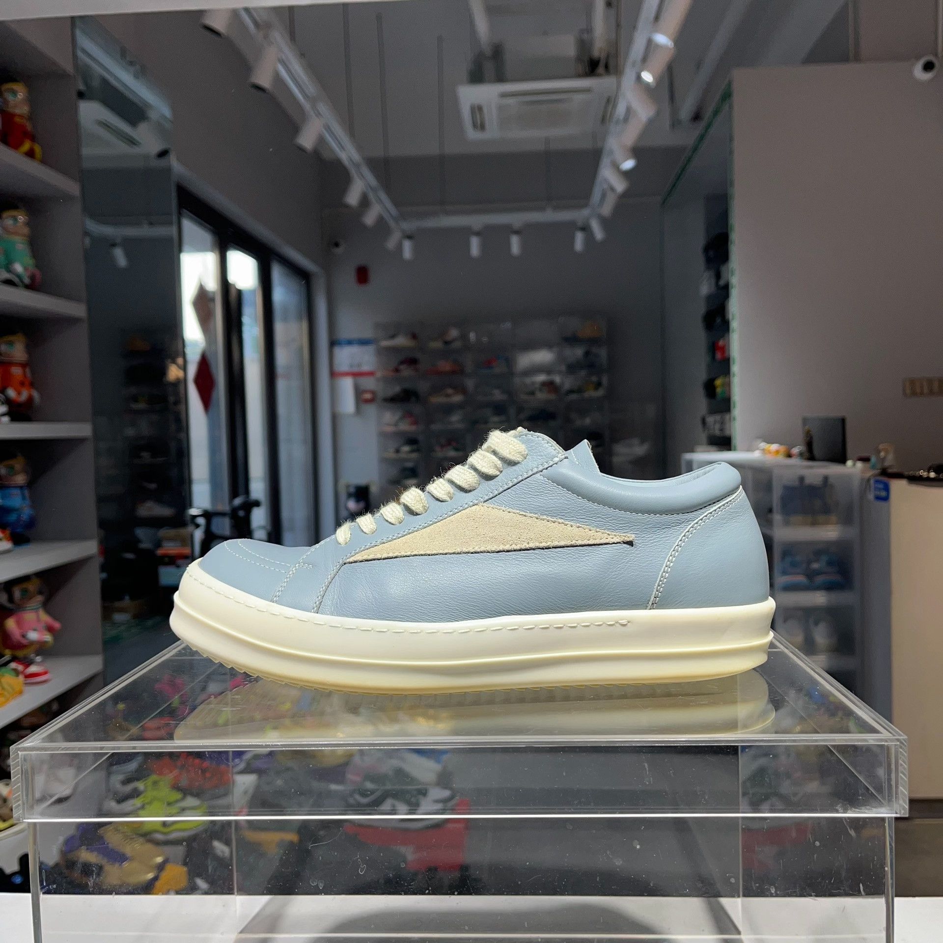 Rick Owens Rick Owens Blue Lowtop Sneakers 42 Men Size US 9 / EU 42 - 1 Thumbnail