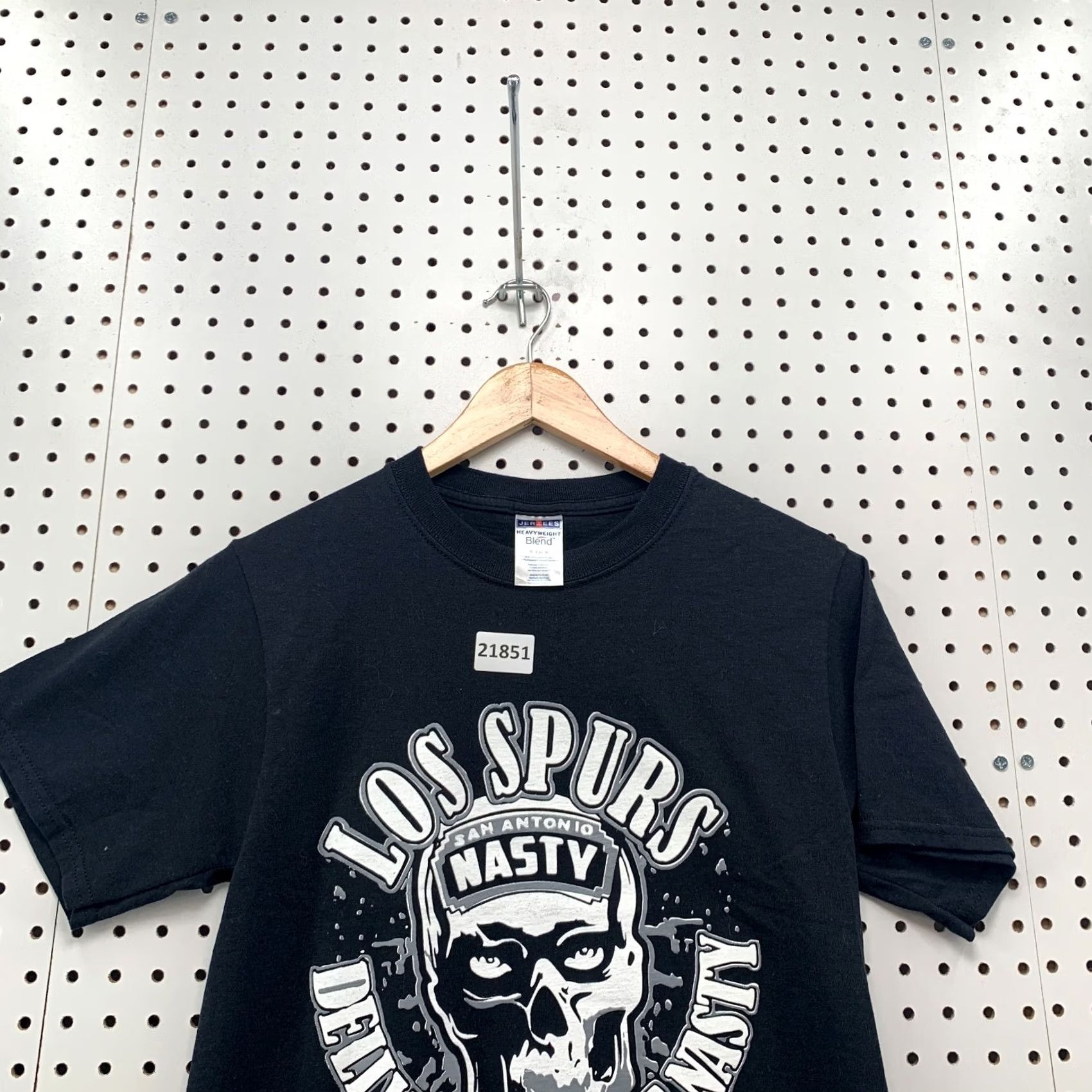 Jerzees Spurs Shirt Black Delivering The Nasty Skull Adult Small 16.5x27 Size US S / EU 44-46 / 1 - 5 Thumbnail