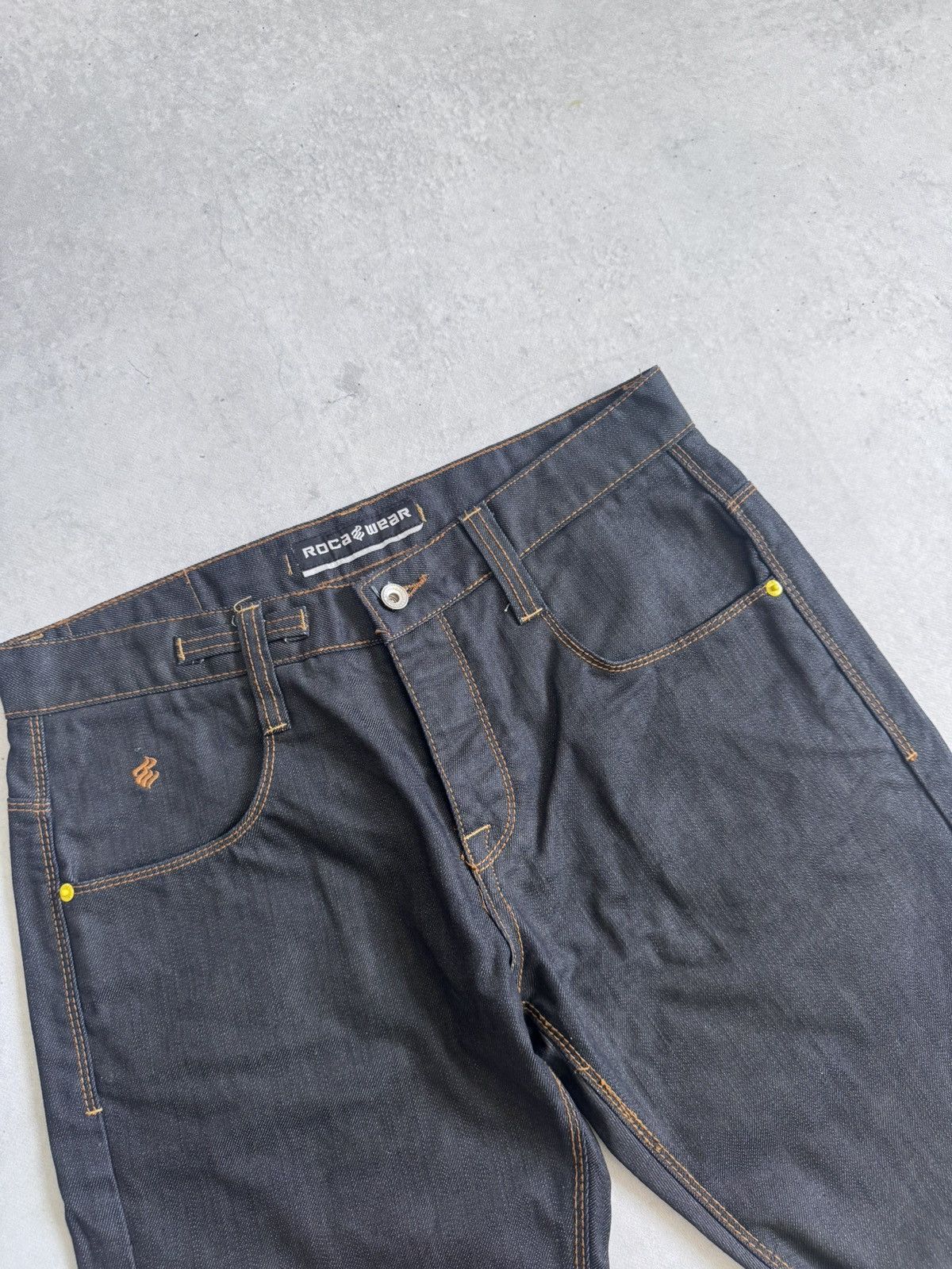 Rocawear RocaWear Y2K Blue Heavyweight Denim Japan Style Rare Shorts Size US 34 / EU 50 - 9 Thumbnail