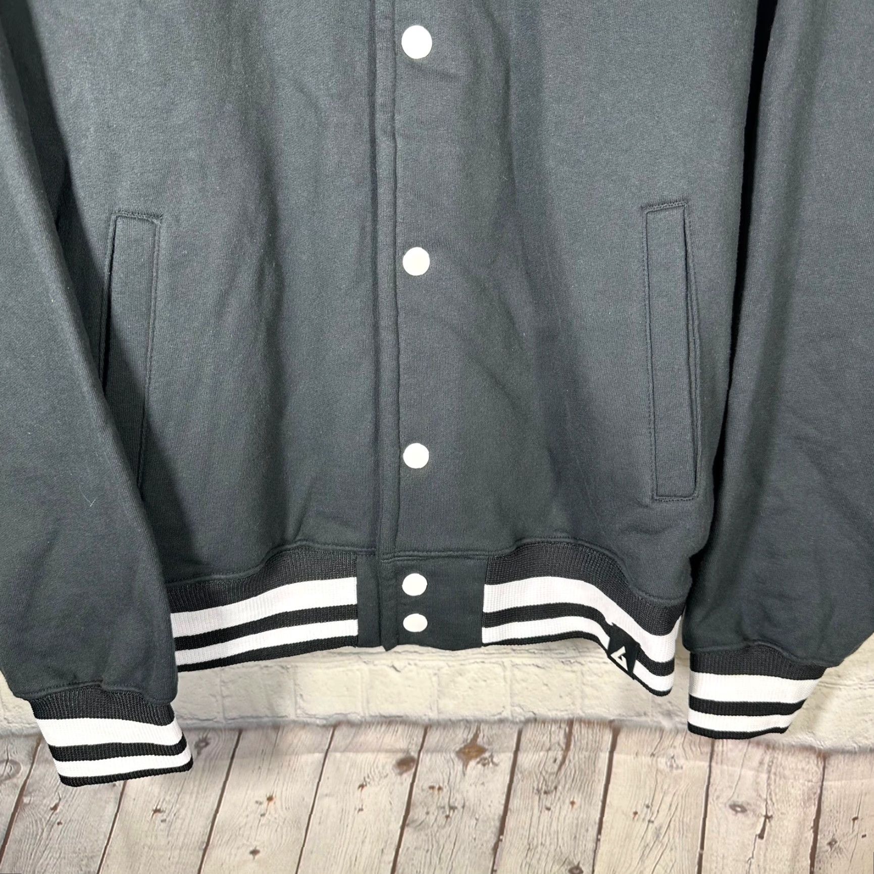 Vintage American Giant Mens Varsity Bomber Jacket Black White Snap Front Made in USA S Size US S / EU 44-46 / 1 - 3 Thumbnail