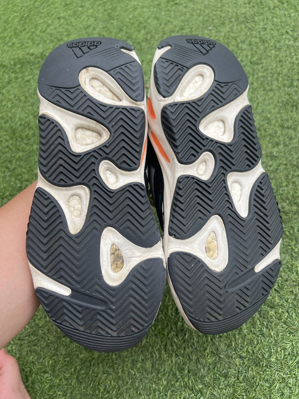 Yeezy Adidas Yeezy 700 OG Wave Runner B75571 Size US 8.5 / EU 41-42 - 6 Thumbnail