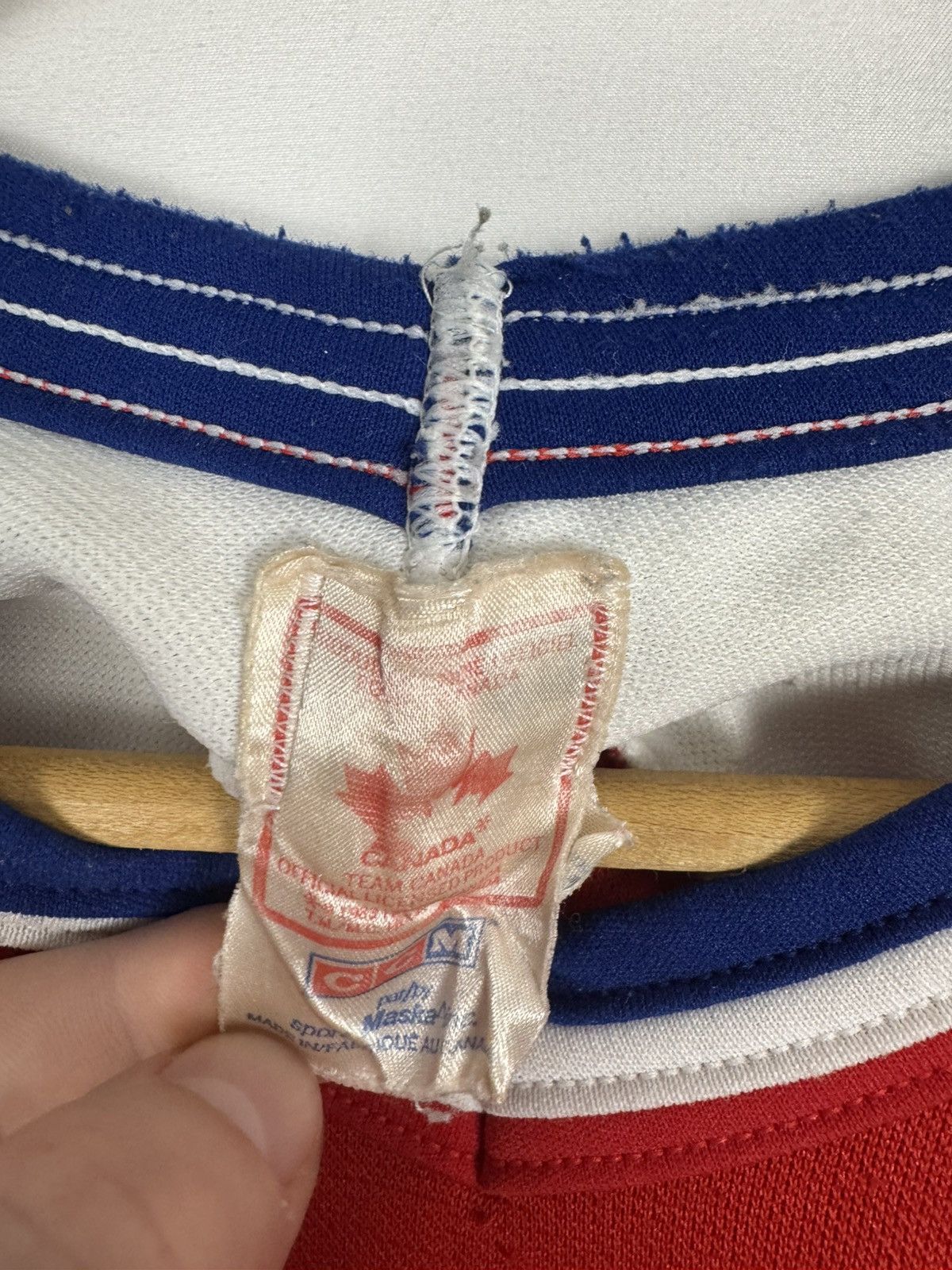 Ccm Vintage 80s Team Canada #99 Hockey Jersey Size US S / EU 44-46 / 1 - 6 Thumbnail