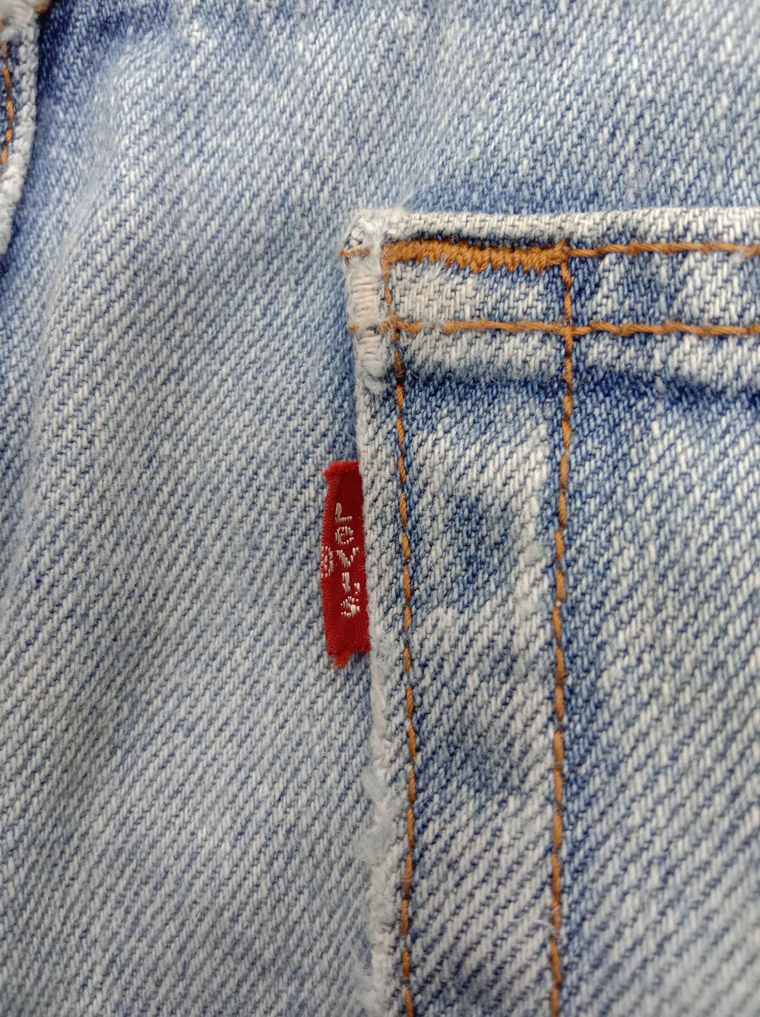 Levi's Vintage Levi's 505 Jeans Faded Blue Distressed Denim Size US 33 - 11 Thumbnail