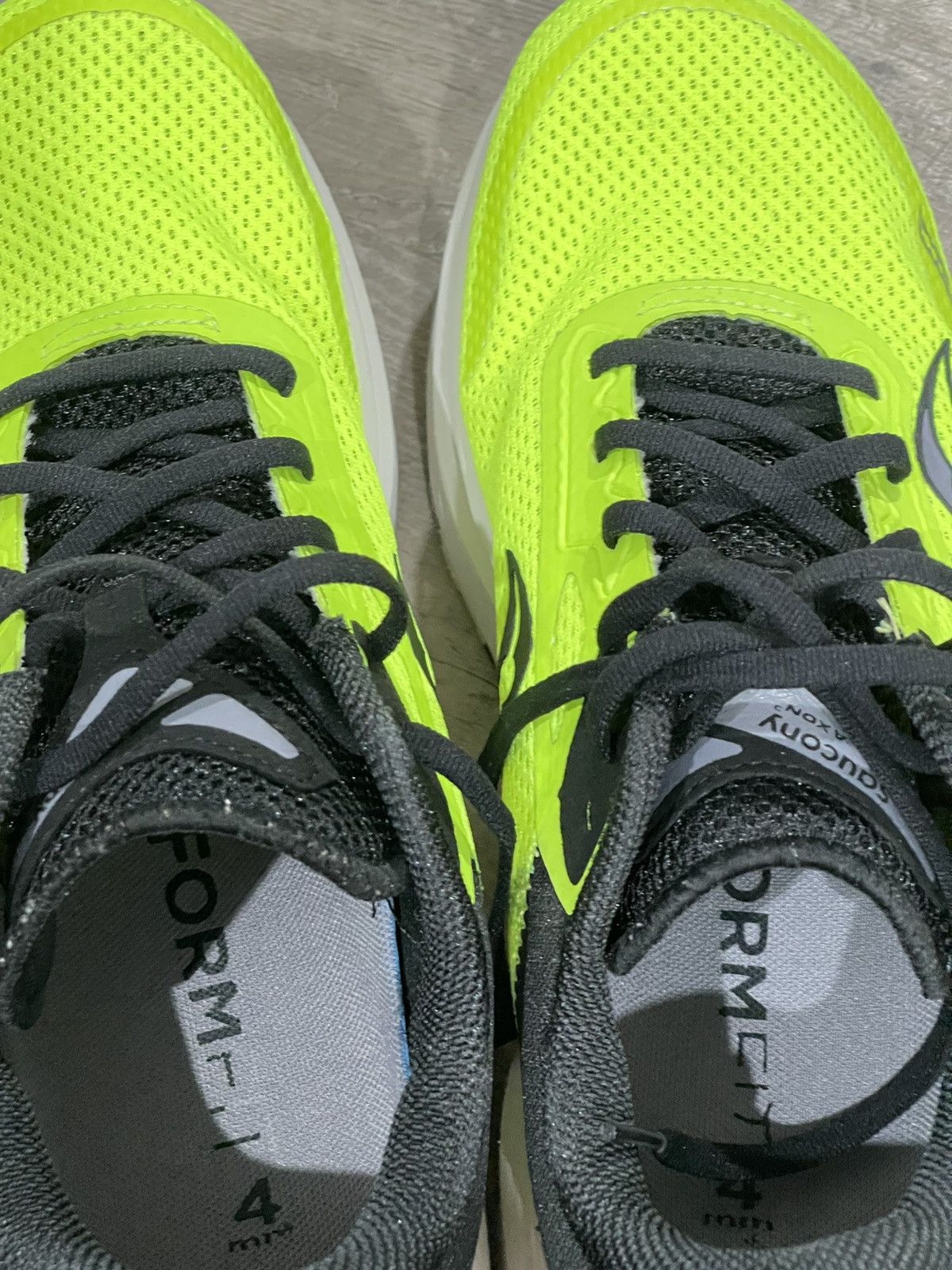 Saucony Saucony running shoes Size US 10 / EU 43 - 6 Thumbnail