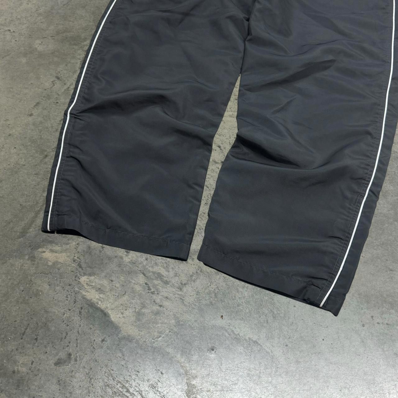 Old Navy × Vintage Vintage Y2K Old Navy Side Stripe Nylon Track Pants Size US 32 / EU 48 - 6 Thumbnail