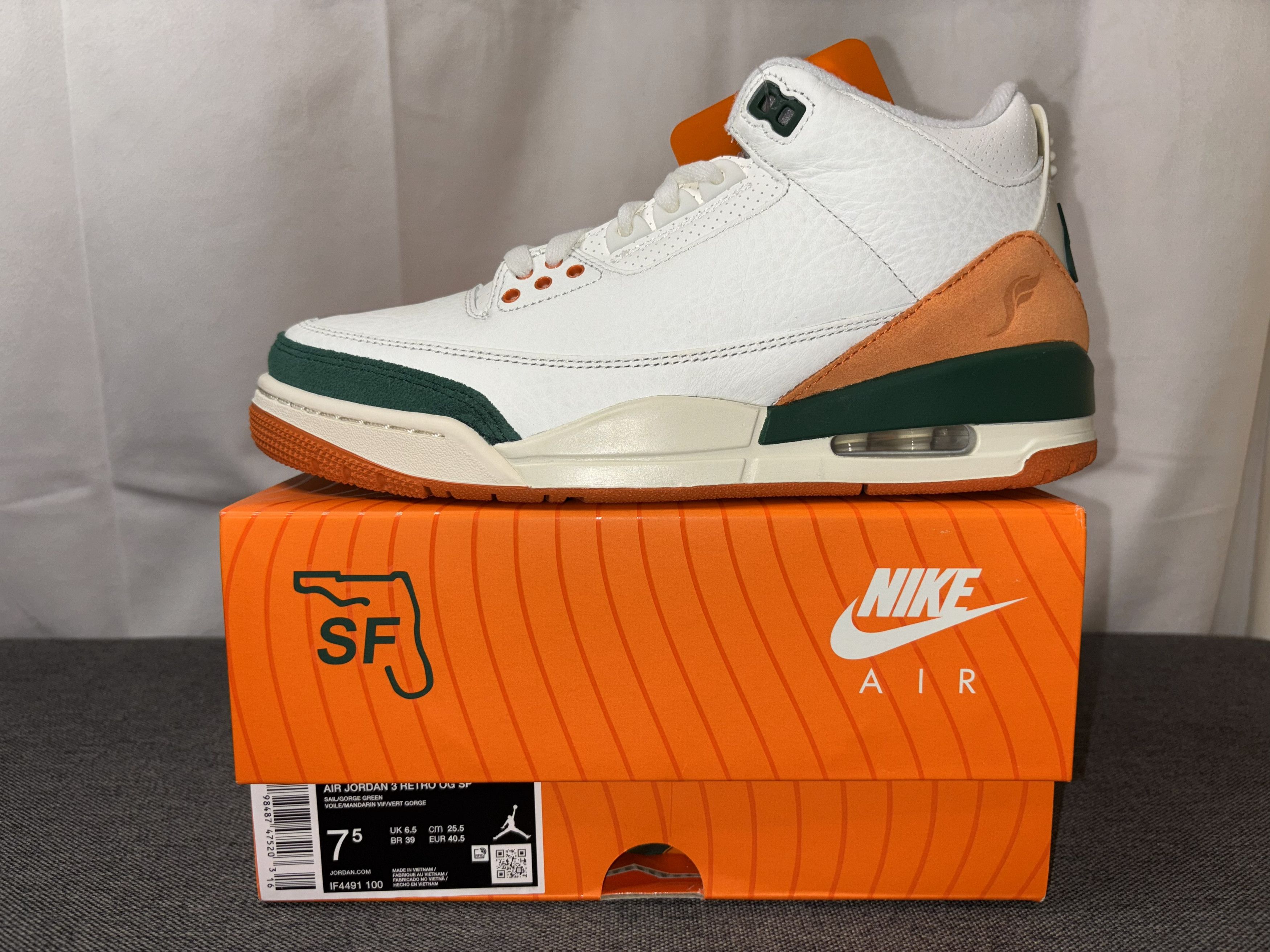 Jordan Brand Nike Air Jordan 3 Retro OG SP SoleFly Miami 7.5 IF4491-100 Size US 7.5 / EU 40-41 - 7 Thumbnail
