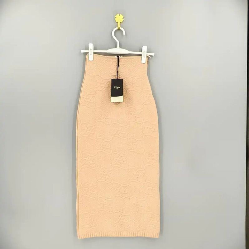 Fendi Fendi Pink Women's Midi Skirt in Size S 0089 Size 23" - 1 Thumbnail
