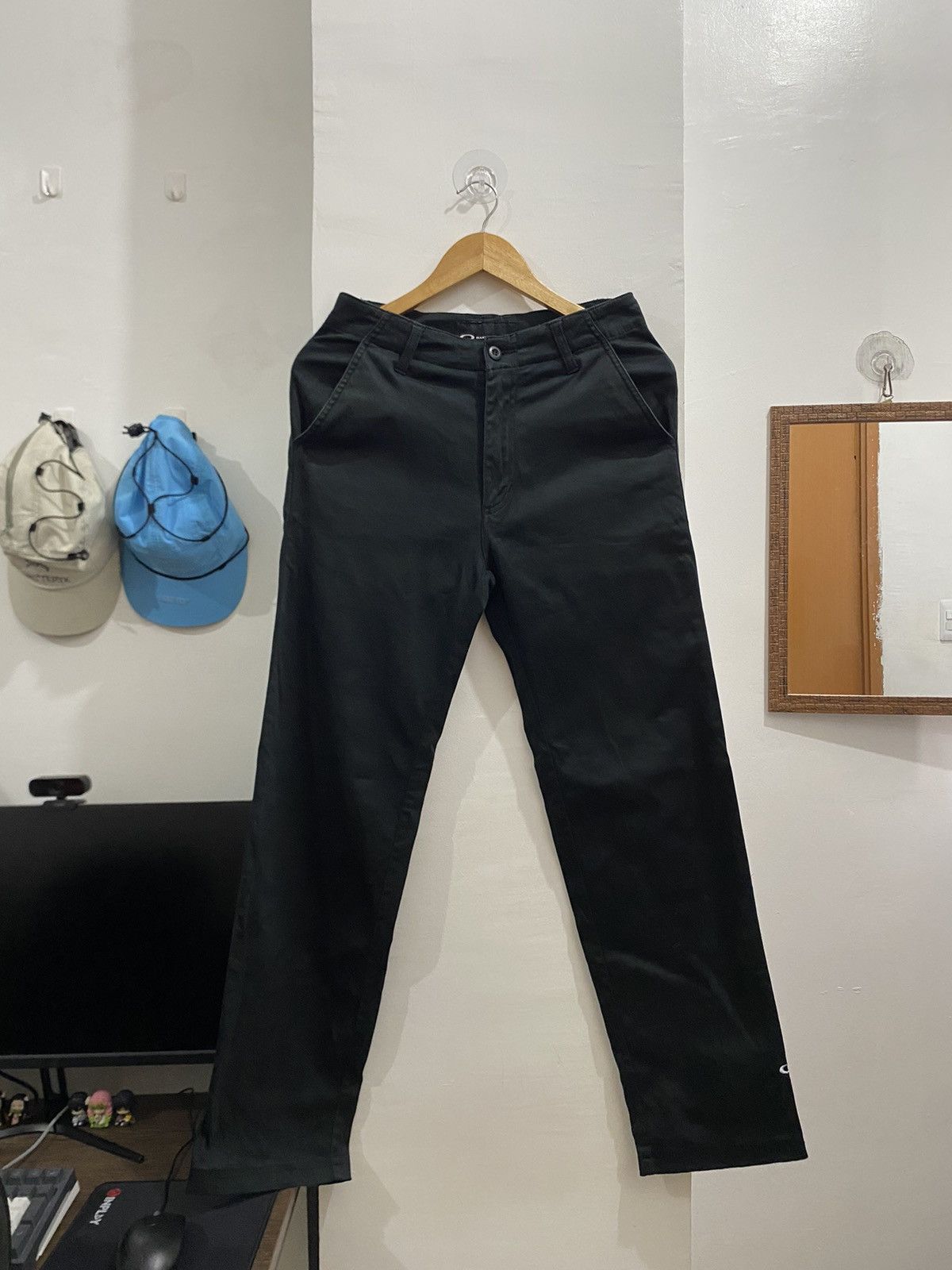 OAKLEY EMBROIDERED SMALL LOGO CHINO PANTS