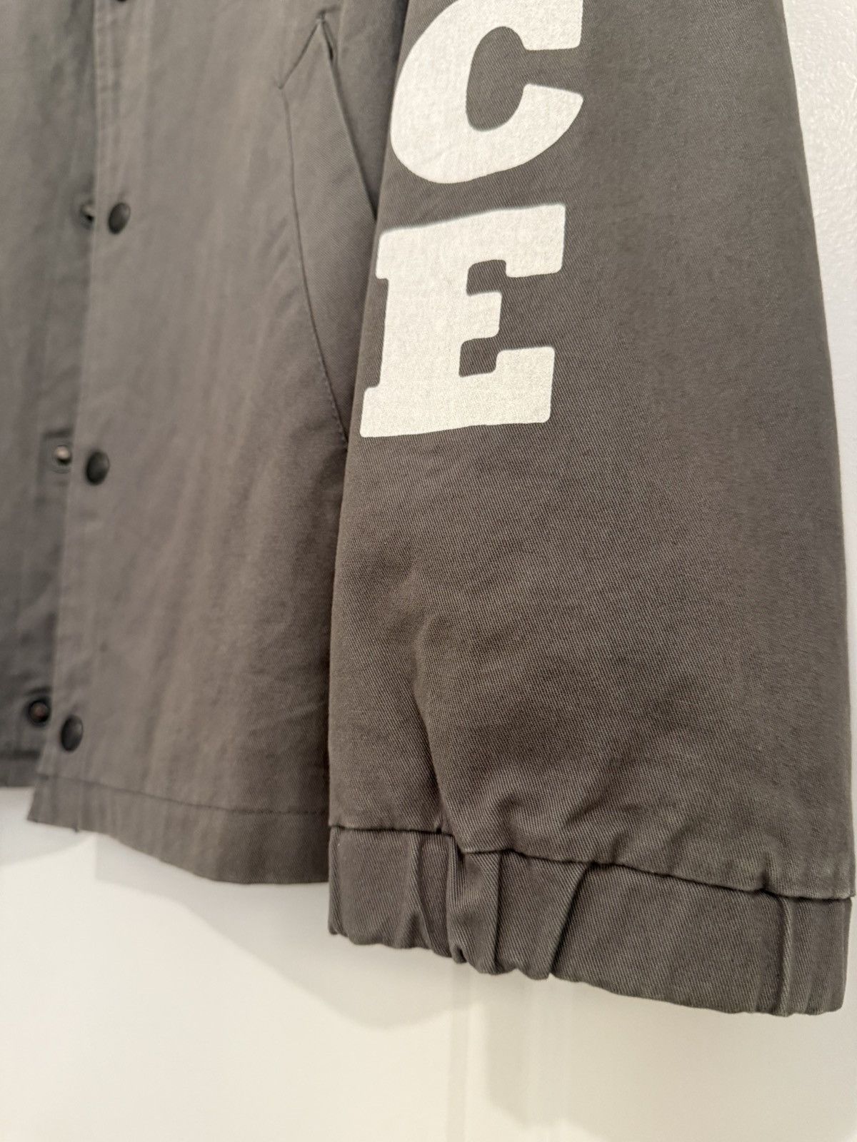 Palace Palace Department Coach Size US L / EU 52-54 / 3 - 16 Thumbnail