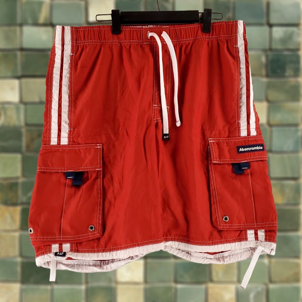 Abercrombie & Fitch Abercrombie & Fitch Swim Trunks Board Shorts Cargo Red Drawstrings Mens 36 Red Mens 36 Size US 36 / EU 52 - 1 Thumbnail