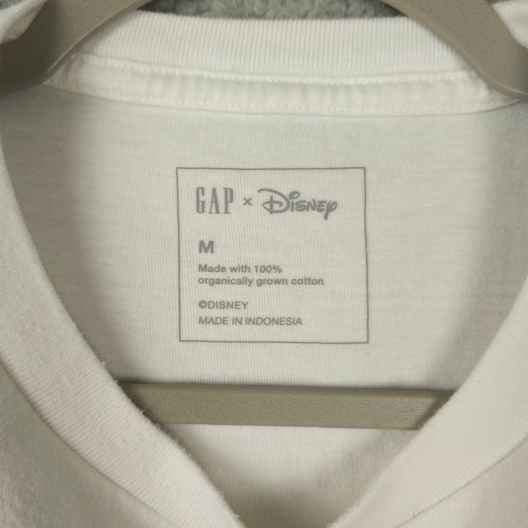 Gap Gap Disney Shirt Mens Medium White Mickey Graphic Logo Crew Neck Tee Adult Size US M / EU 48-50 / 2 - 3 Thumbnail
