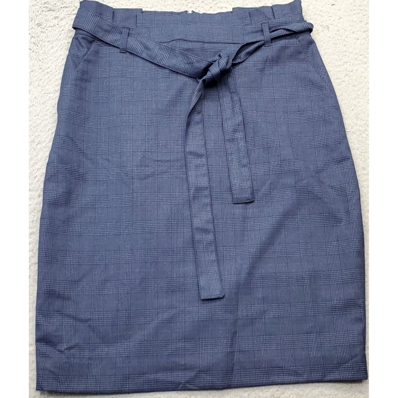 Banana Republic Banana Republic Skirt Womens 4P Multi Houndstooth Plaid Lined Tie Back Zip Short Pencil Womens Size 4P Multicolor /Homemade not used Size 27" / US 4 / IT 40 - 2 Thumbnail