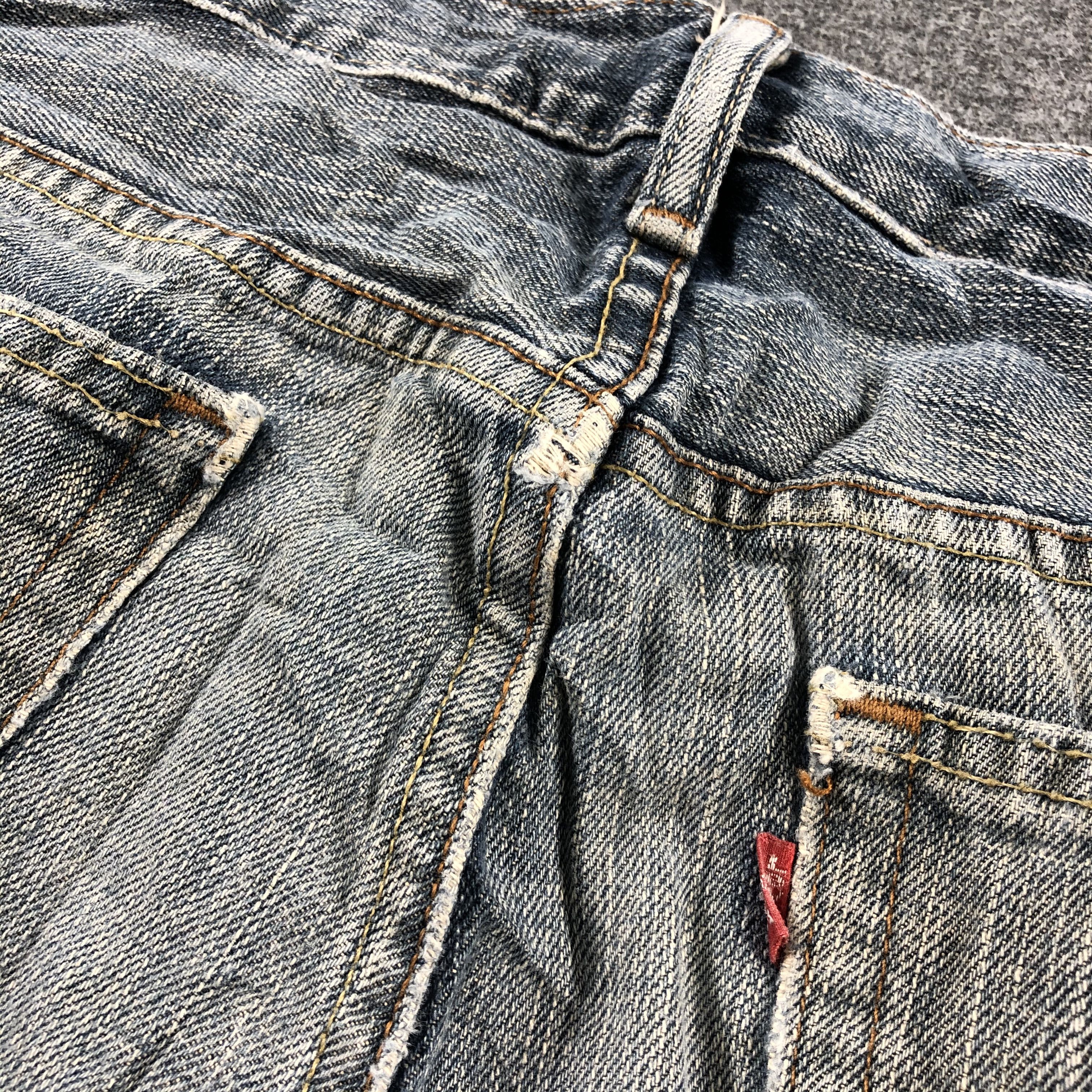 Levi's Vintage Levis 569 Jeans-J2602 Size US 34 / EU 50 - 7 Thumbnail