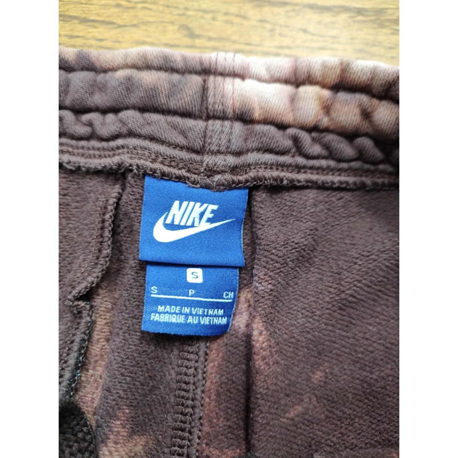 Nike Nike Sweatpants Mens Tie Dye Acid Wash Drawstring Maroon 90s Athleisure College Logo Pockets Size US 29 - 4 Thumbnail