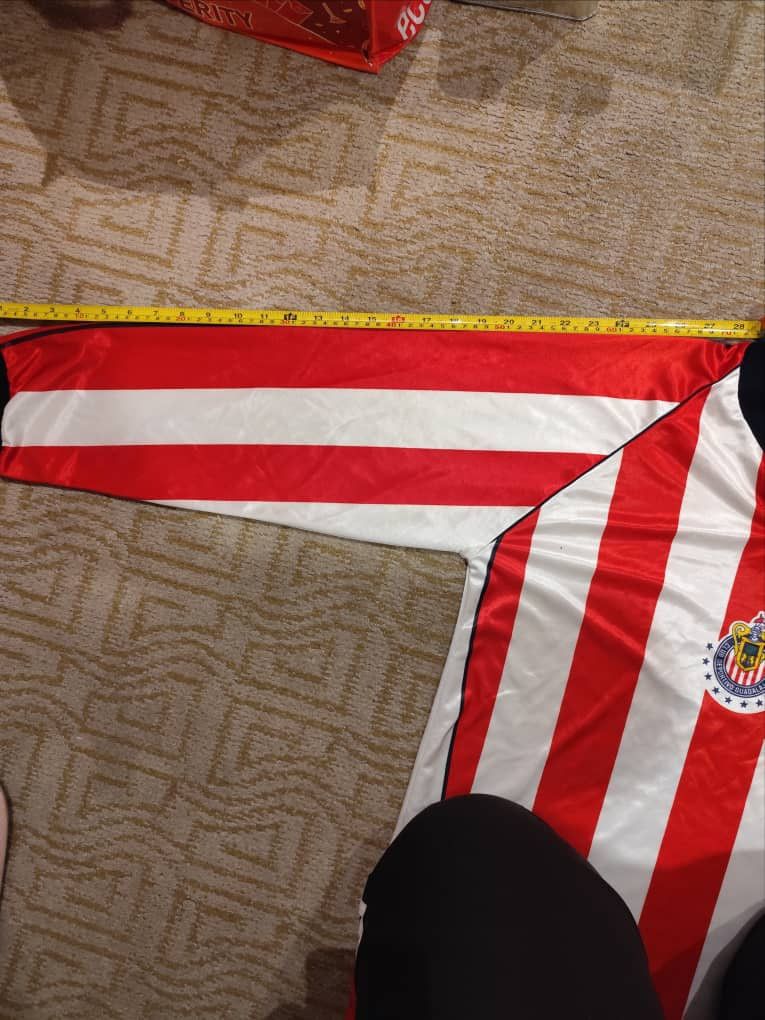 NAV × Vintage Vintage long sleeve Chivas de Guadalajara soccer jersey Size US M / EU 48-50 / 2 - 5 Thumbnail