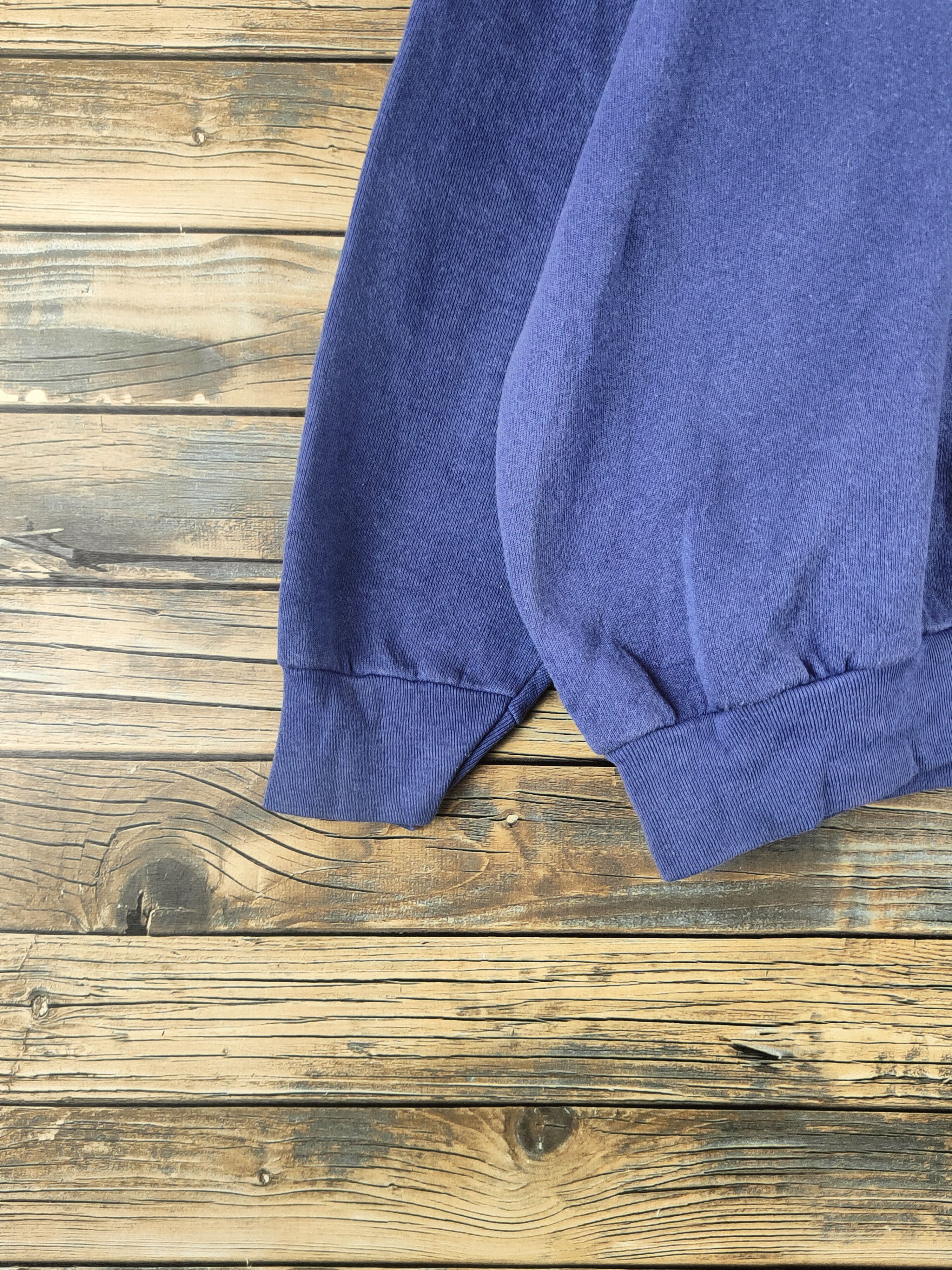 Fruit Of The Loom Vintage Fruit of the Loom Purple plain Sweatshirts #S2866 Size L / US 10 / IT 46 - 4 Thumbnail