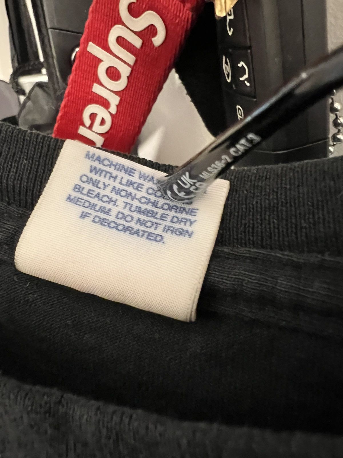 Kaws × Supreme S/S ‘11 ORIGINAL Box Logo Tee Size US L / EU 52-54 / 3 - 5 Thumbnail