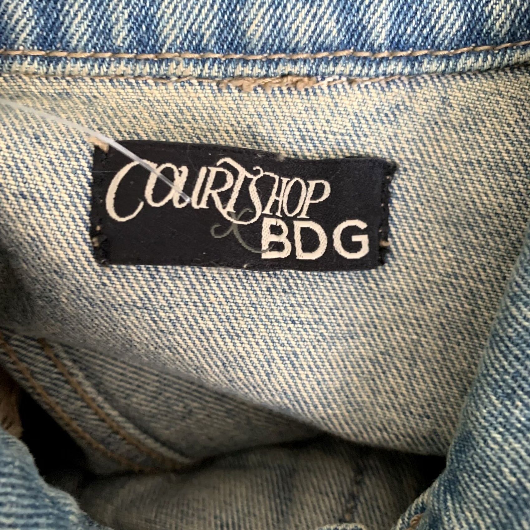 Bdg BDG Denim Jacket Womens Small Courtshop Distressed Blue Urban Outfitters Trucker 90s Size 28" / US 6 / IT 42 - 2 Thumbnail