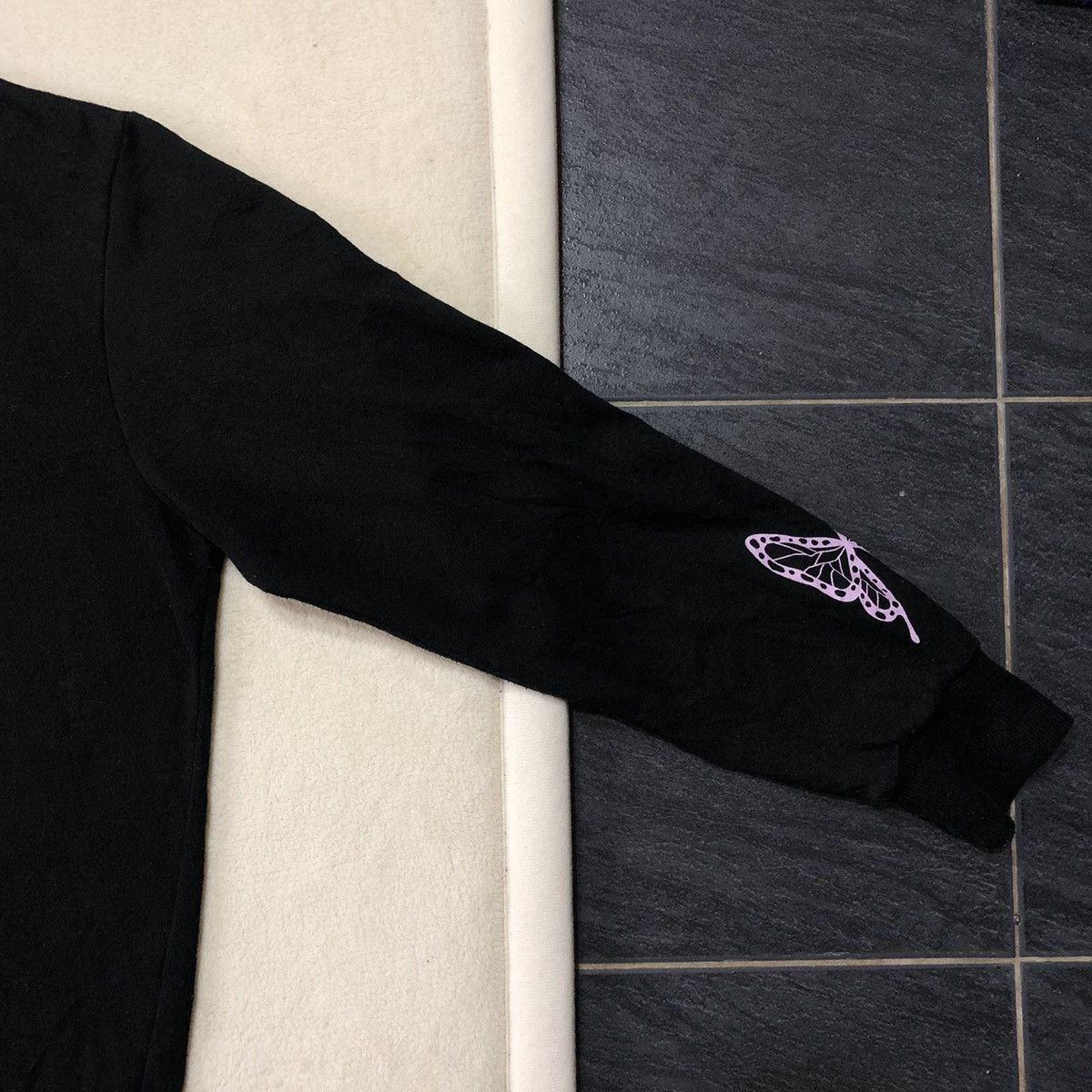 Anime × Japanese Brand SHINOBU DEMON SLAYER Anime Sweatshirt Size US L / EU 52-54 / 3 - 5 Thumbnail