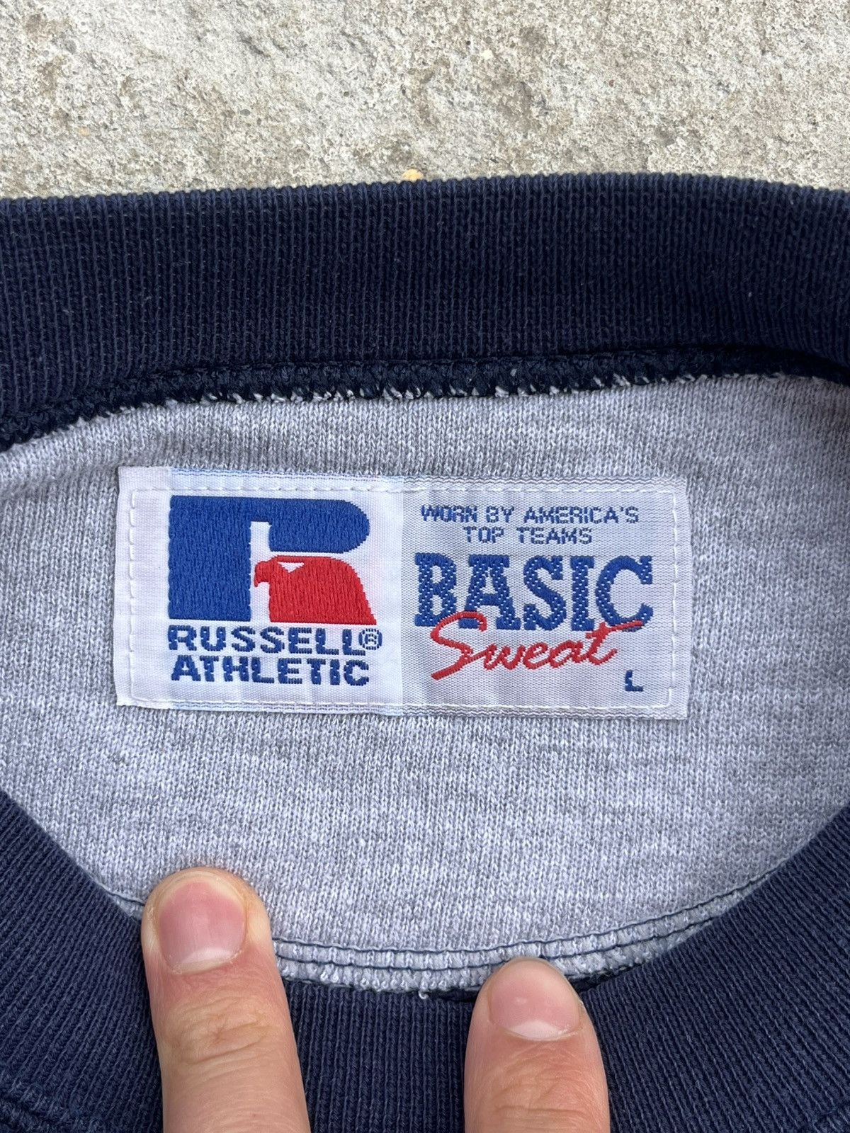 Russell Athletic VTG Russell Athletic “Indians” Logo Boxy Baggy Sweatshirt Size US L / EU 52-54 / 3 - 5 Thumbnail