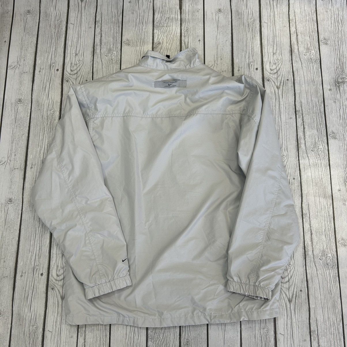 Nike × Vintage Vintage 2001 Nike silver lightweight jacket Size US M / EU 48-50 / 2 - 3 Thumbnail