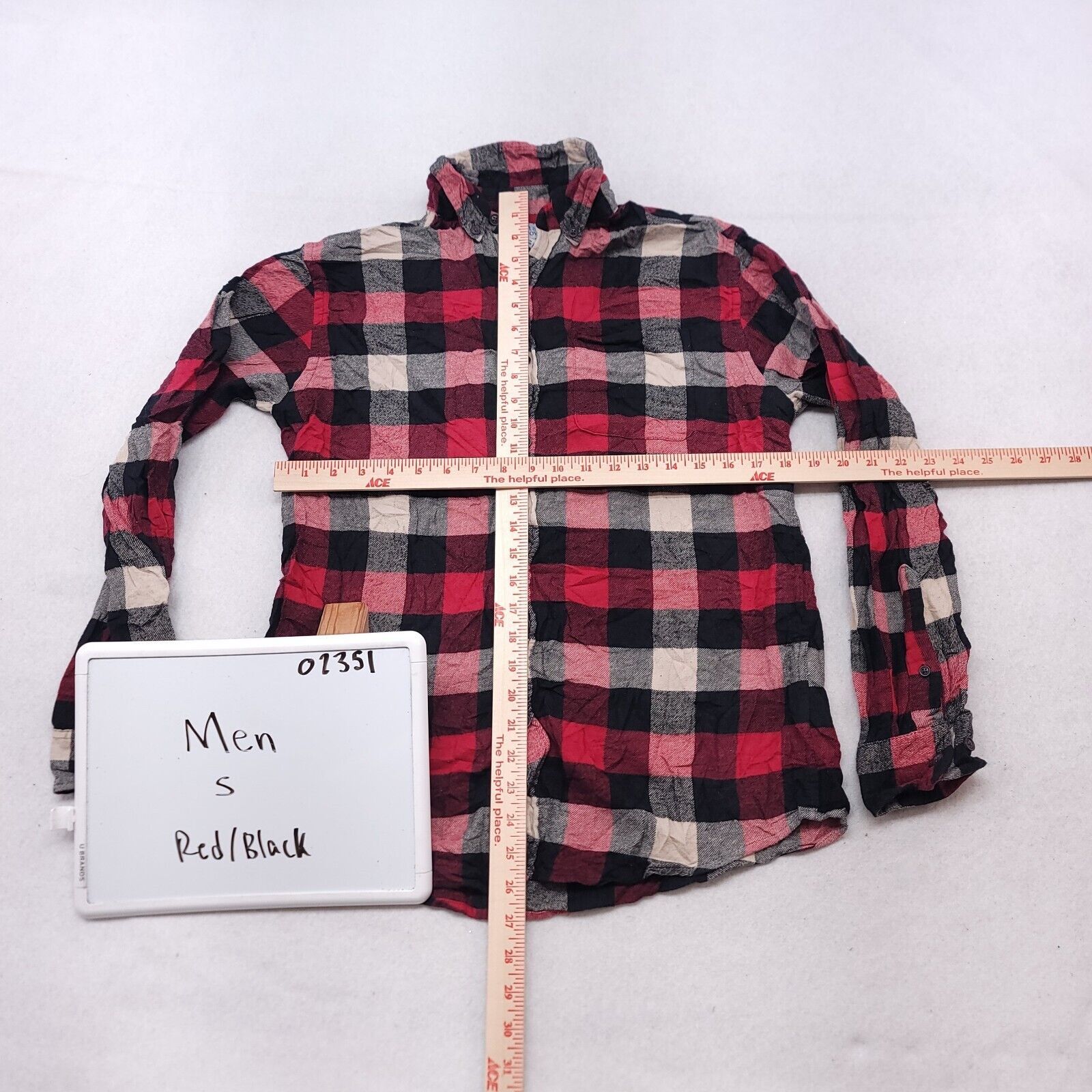 Croft & Barrow Croft & Barrow Gingham Flannel Shirt Mens Size S Red Black Size US S / EU 44-46 / 1 - 6 Thumbnail