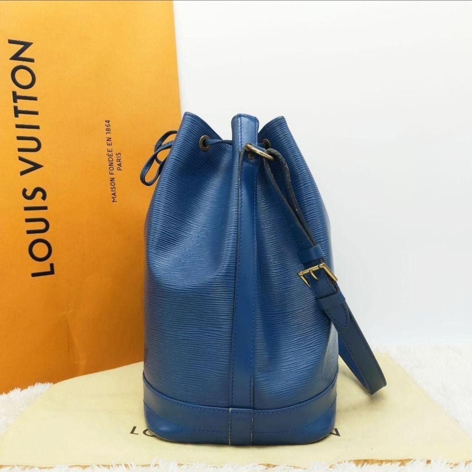 Louis Vuitton Louis Vuitton - Blue Epi Leather Noe Bucket Bag Size ONE SIZE - 3 Thumbnail
