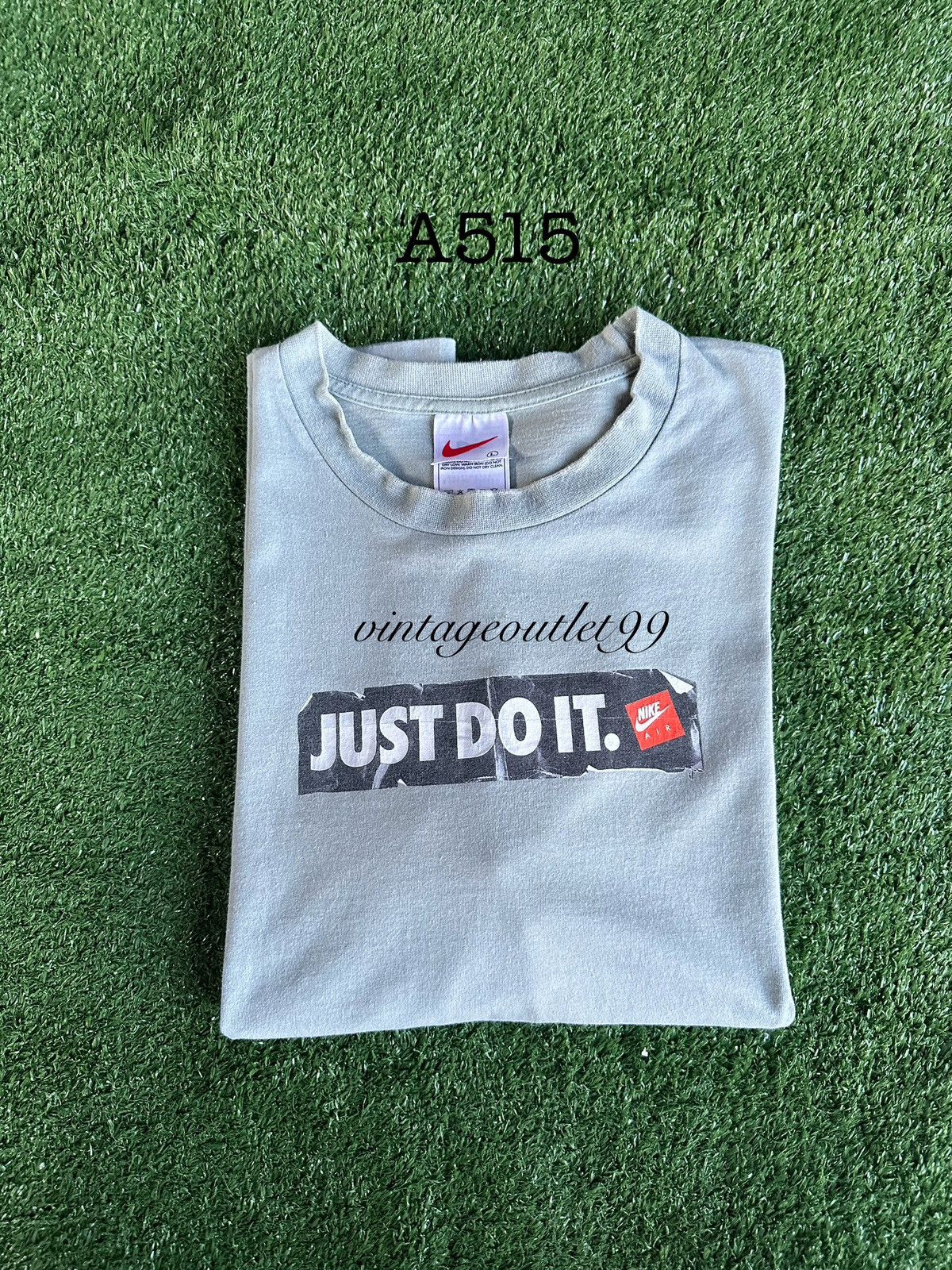Nike Vintage Nike Center Just Do It Sunfaded Tshirt A515 Size US L / EU 52-54 / 3 - 10 Thumbnail