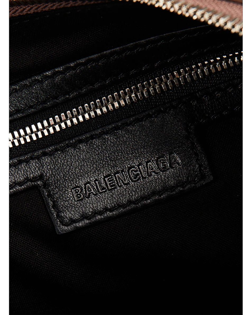 Balenciaga o1mt1gz1024 Size: OS / Le Cagole Small Shoulder Bag in Beige Size ONE SIZE - 7 Thumbnail