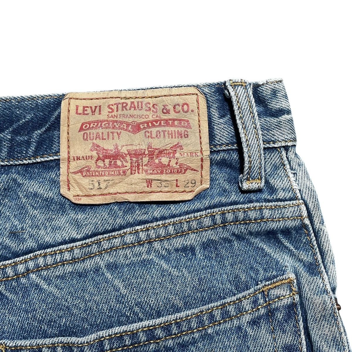 Levi's × Vintage Vintage Brand Levi’s 517 Bootcut Denim 2000s Size US 33 - 9 Thumbnail