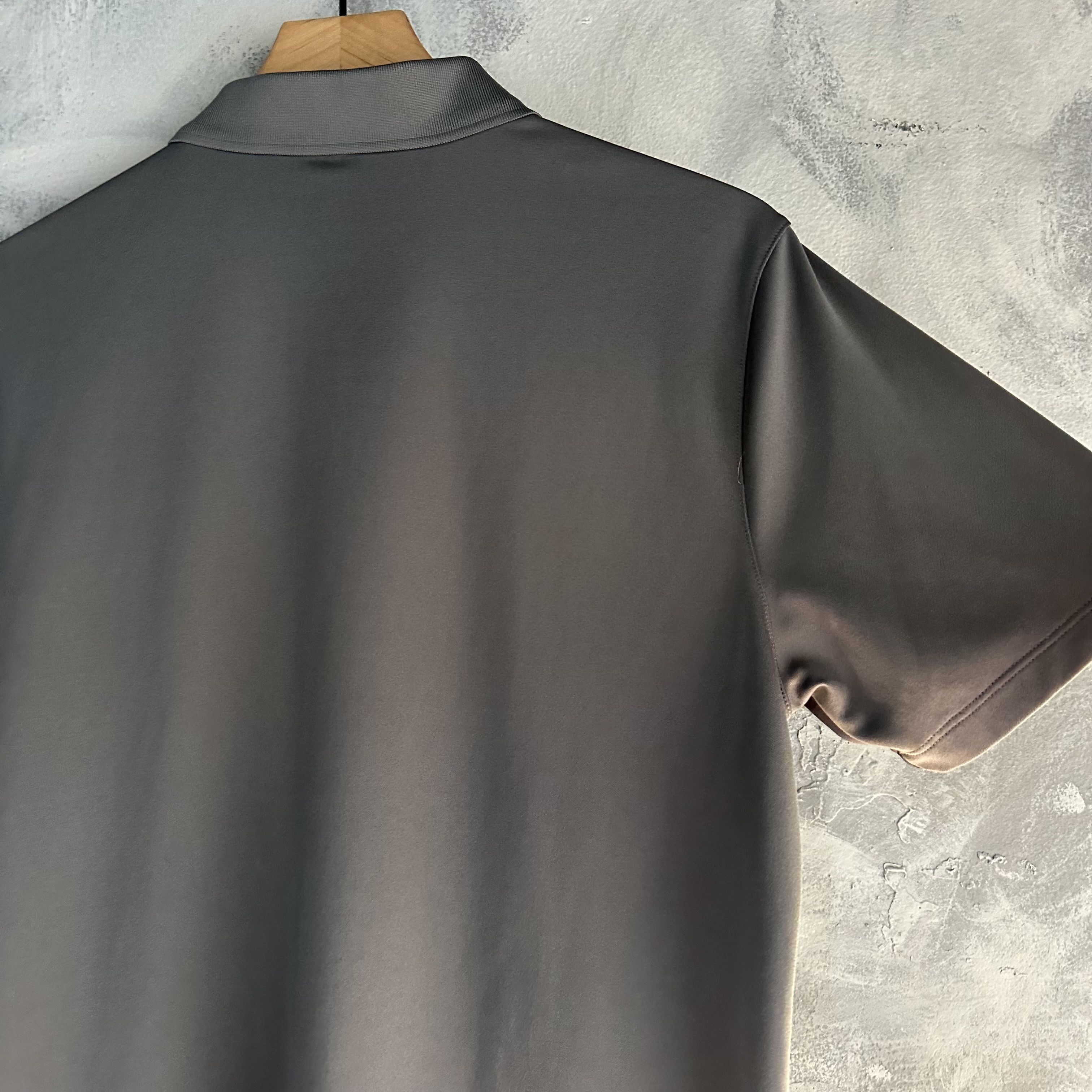 Nike Nike T Shirt Men's 2XL Plain Gray Activewear Athleisure Size US XL / EU 56 / 4 - 6 Thumbnail
