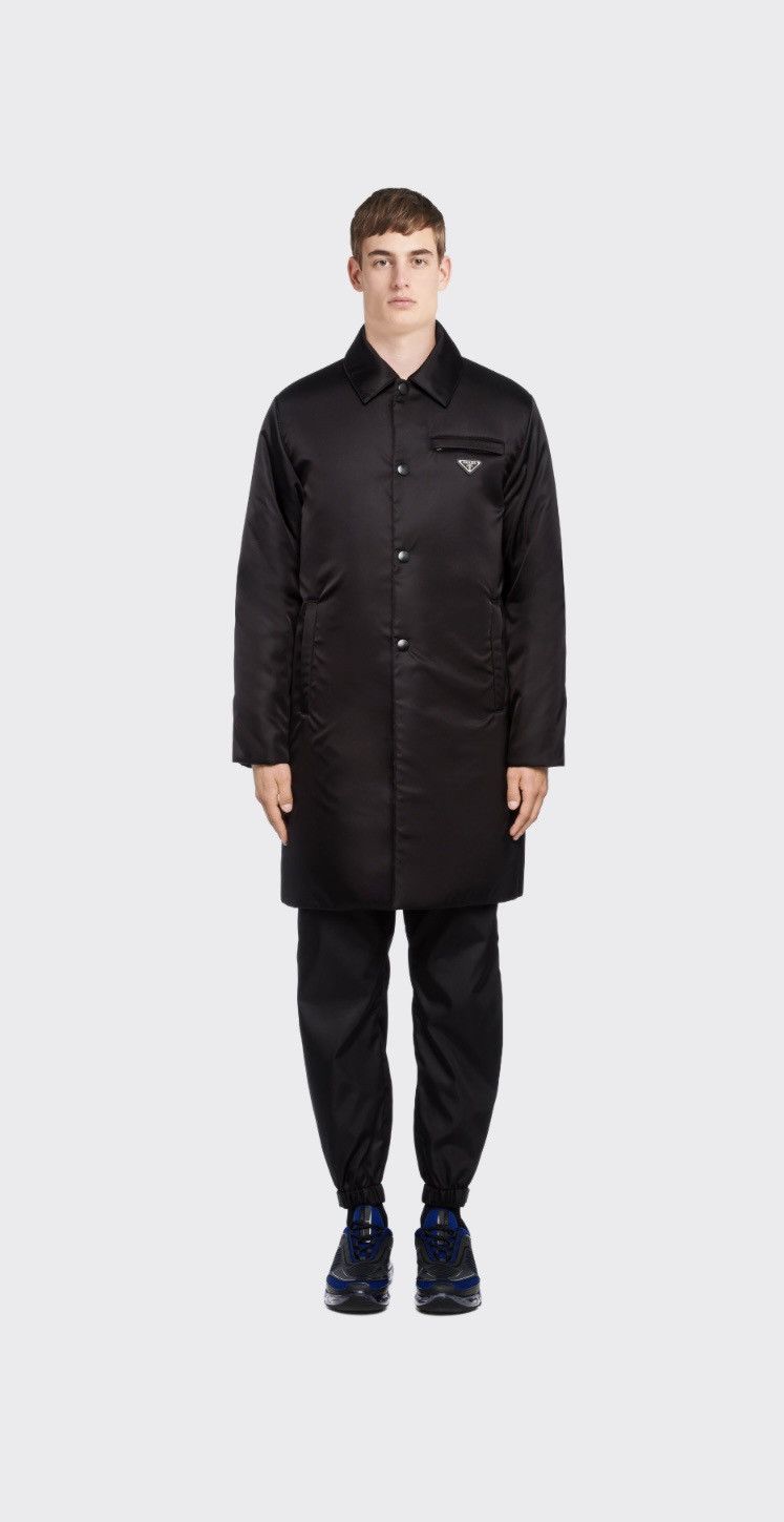 Prada Prada Re-Nylon Logo Plaque raincoat jacket Size US S / EU 44-46 / 1 - 1 Thumbnail