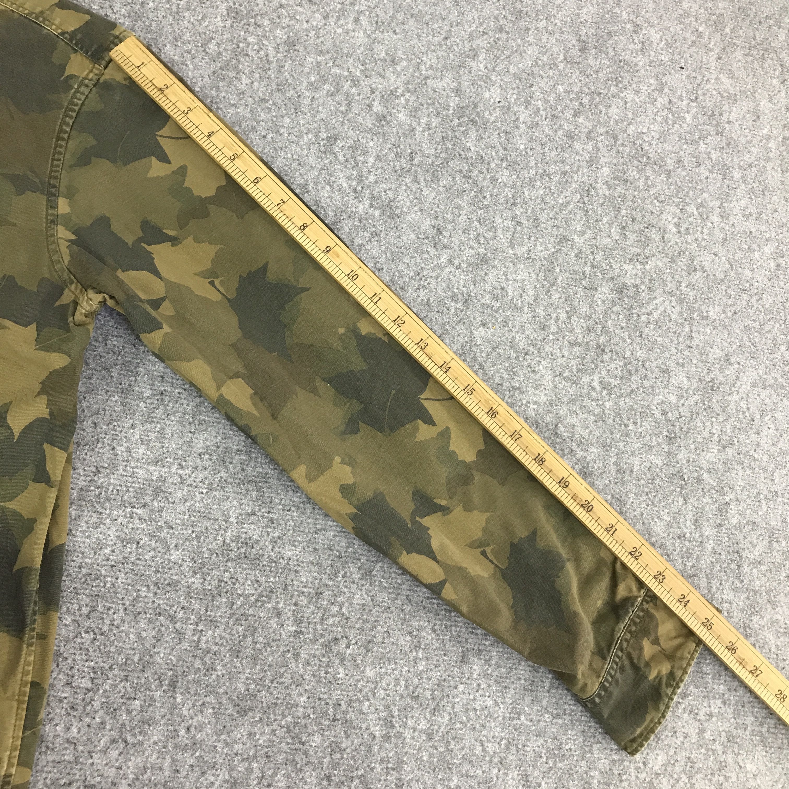 Gap GAP CAMO ARMY BUTTON UP SHIRT K116B13 Size US L / EU 52-54 / 3 - 6 Thumbnail