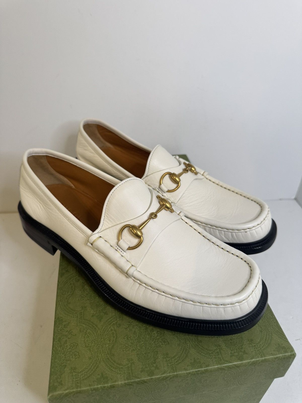 Gucci Gucci Mandala Goat Horsebit Loafers White Size 10 New W/ Box Size US 10 / EU 43 - 1 Thumbnail